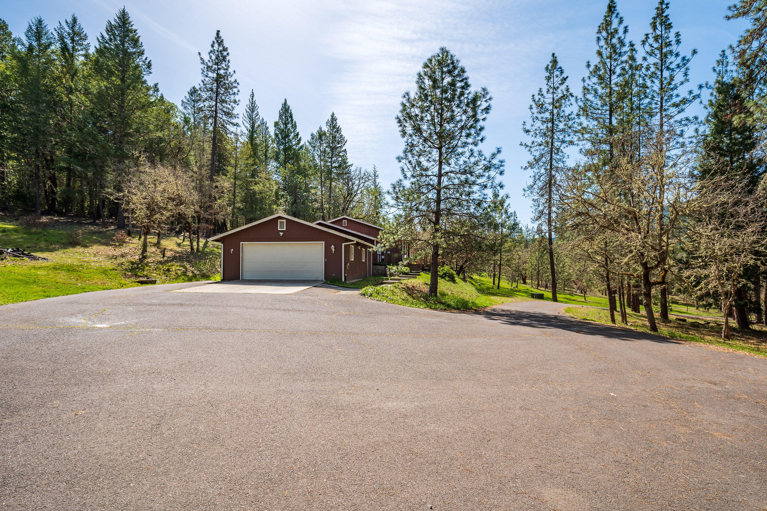 2850 E Evans Creek Road