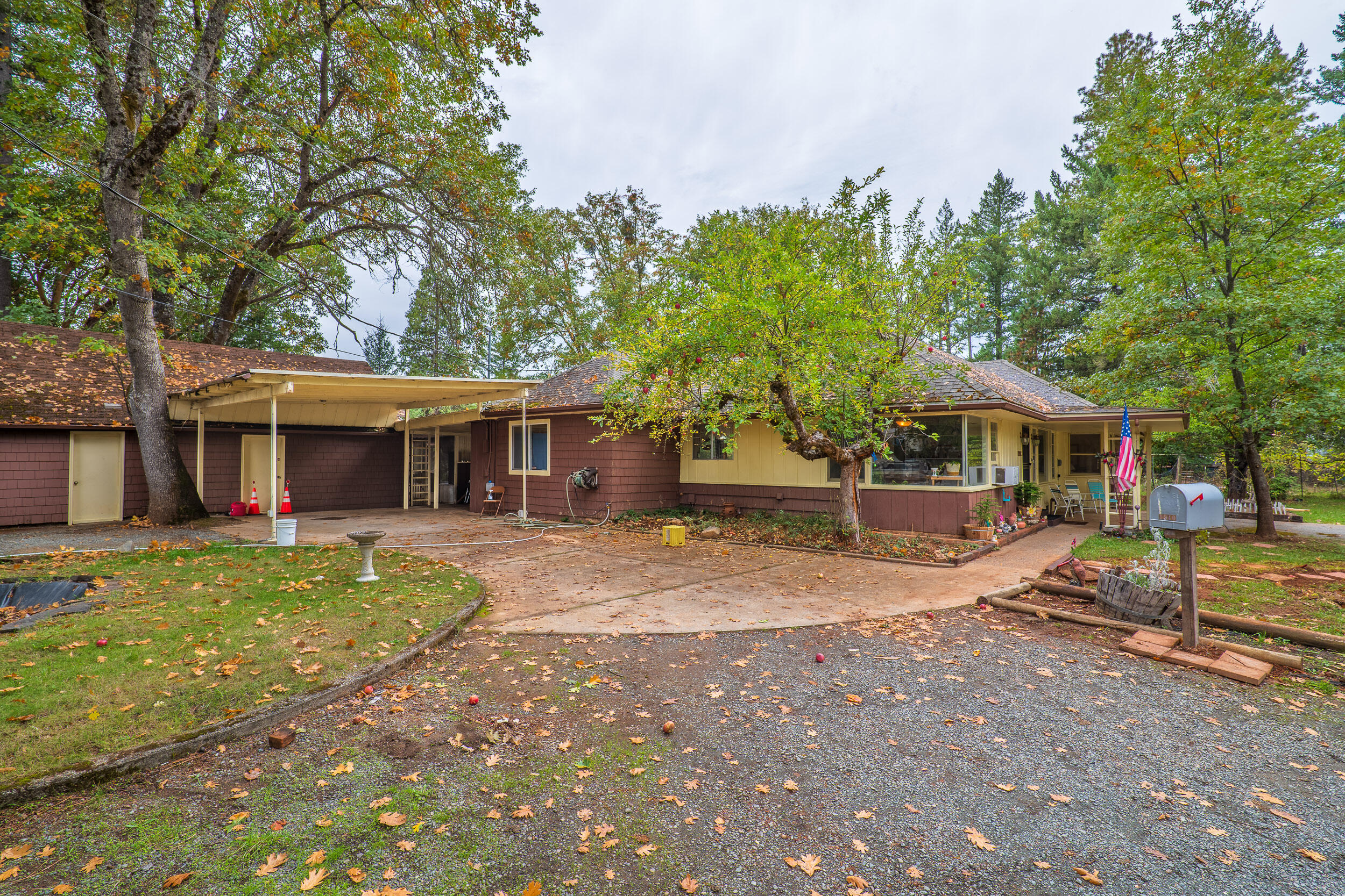 1940 Applegate Avenue
