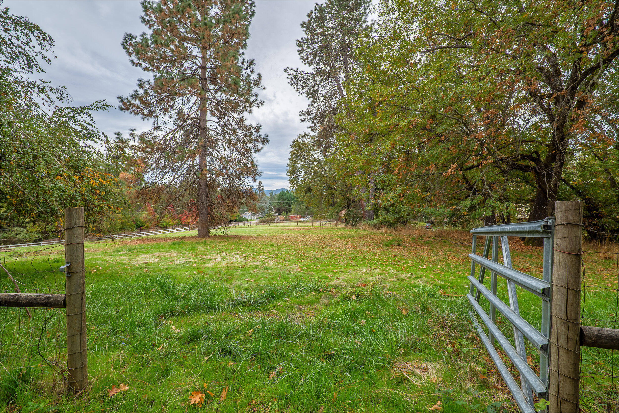 1940 Applegate Avenue