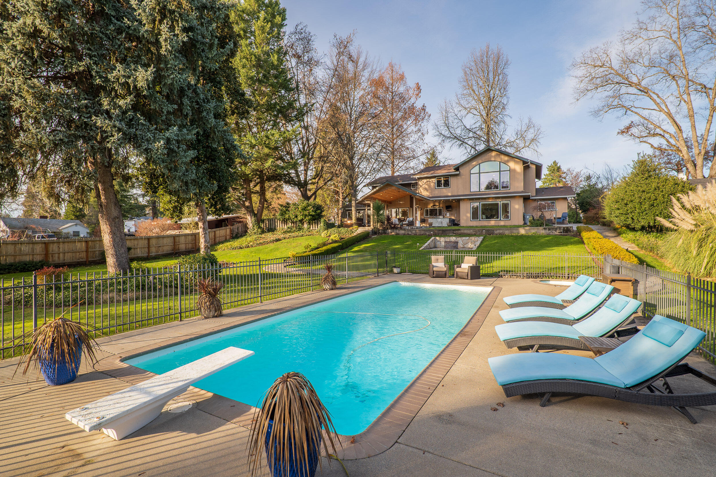 1340 SE Priscilla Lane