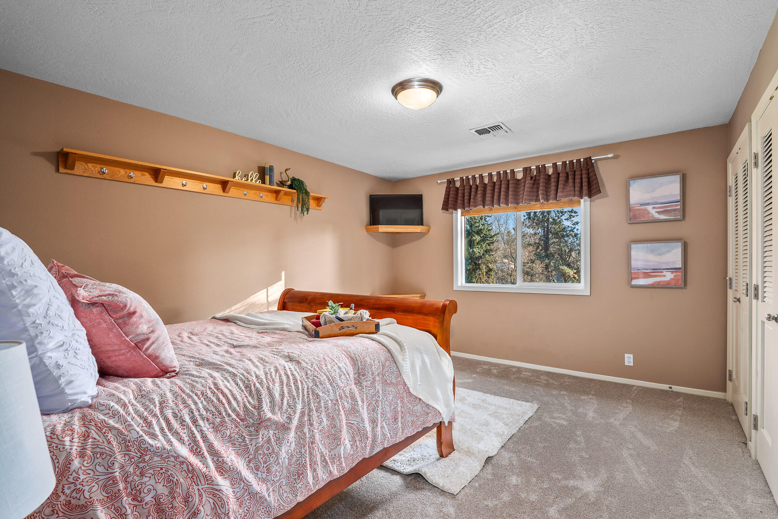 1340 SE Priscilla Lane