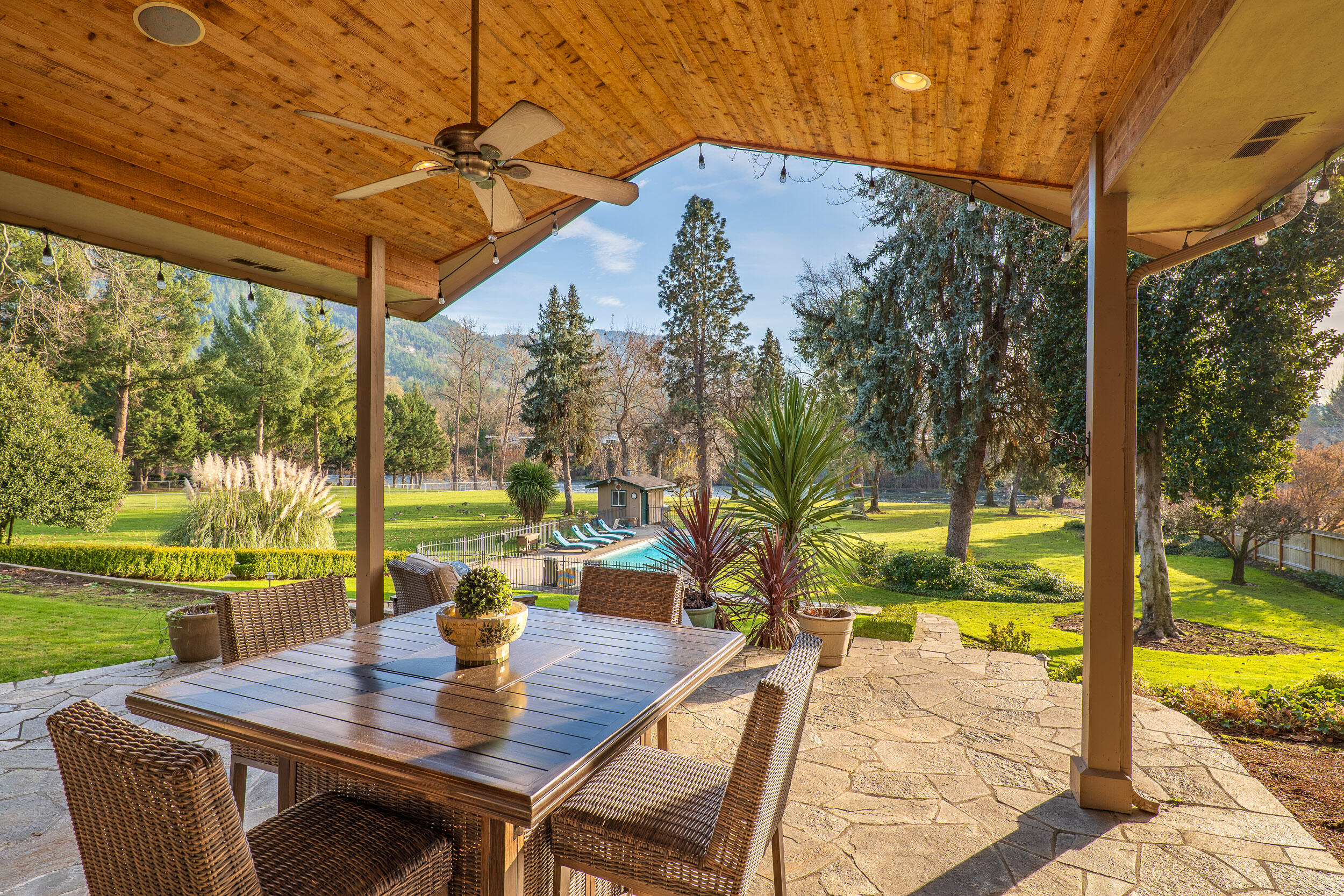1340 SE Priscilla Lane