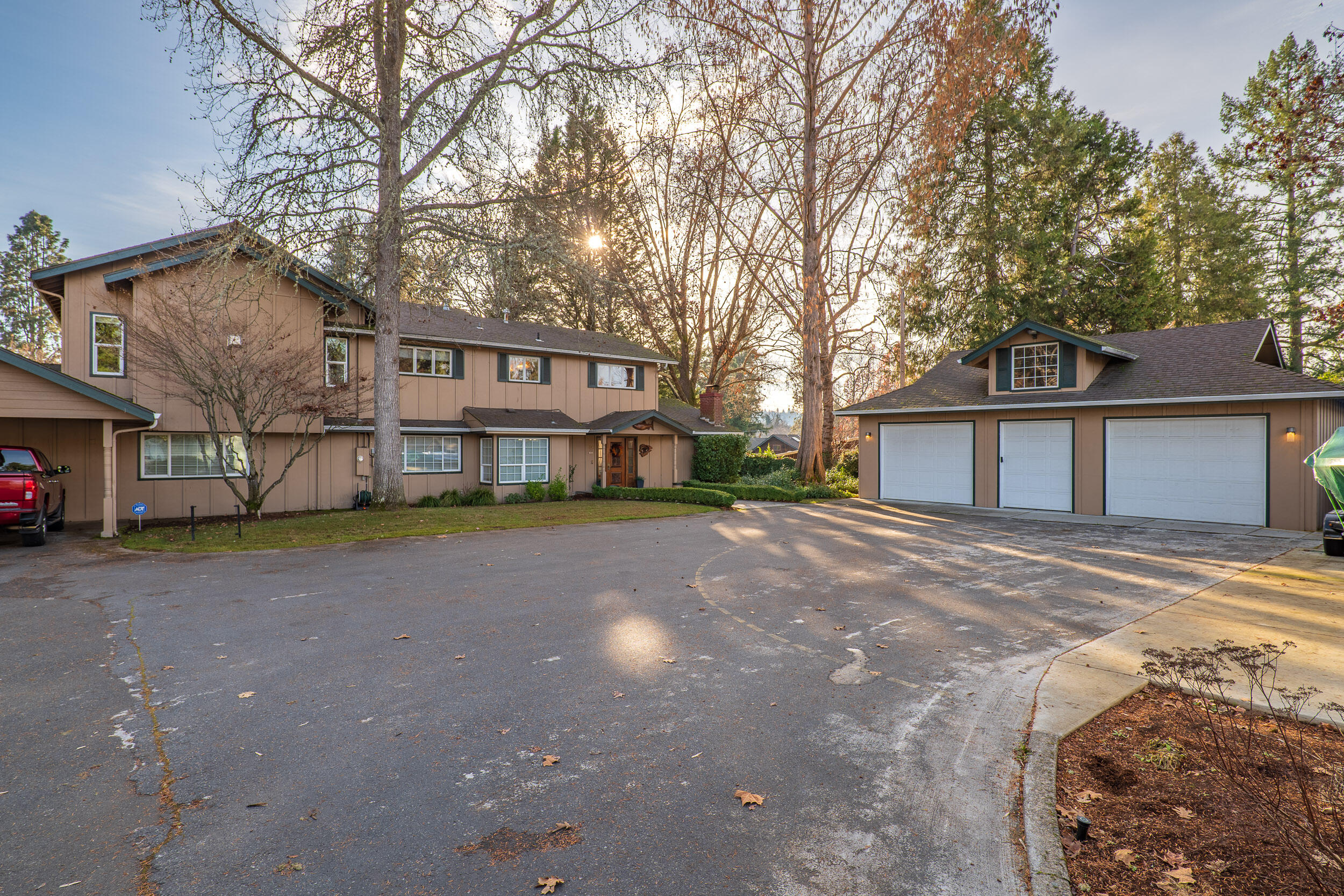 1340 SE Priscilla Lane