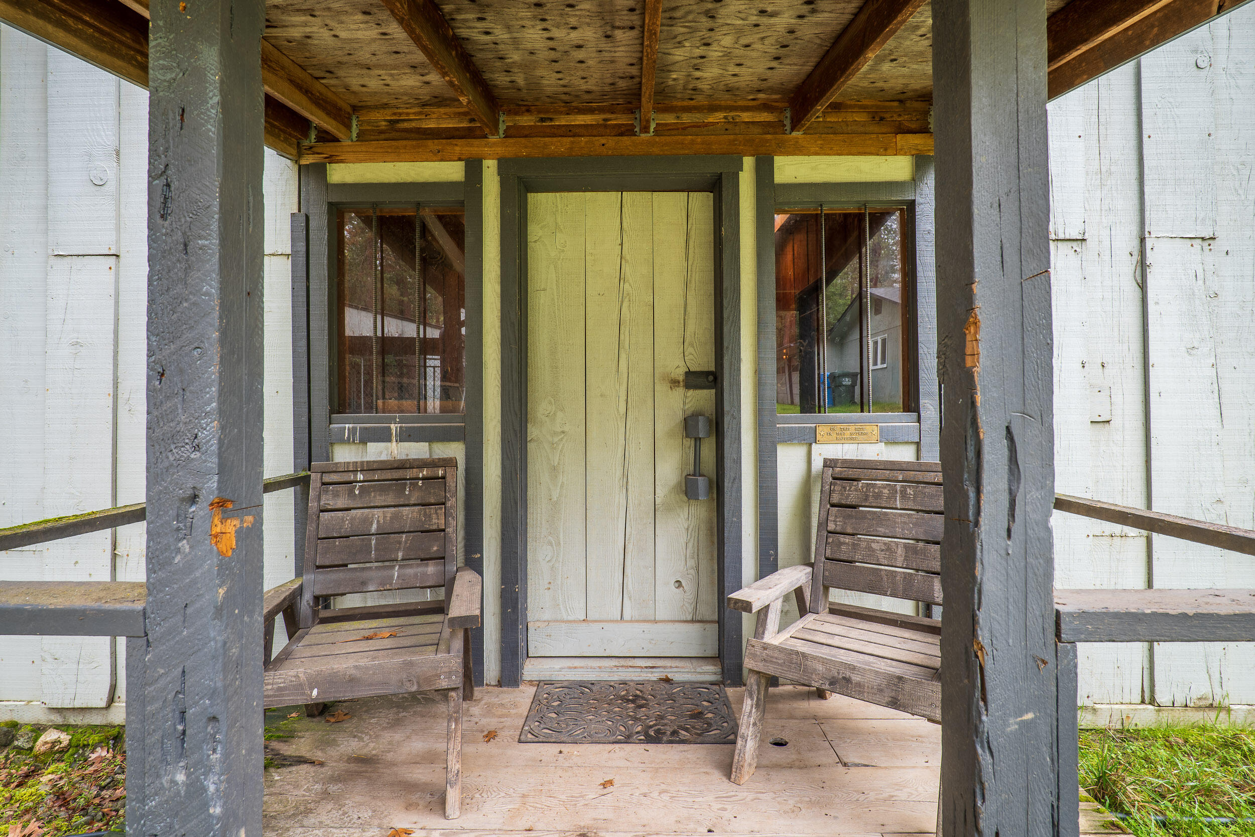 10049 E Evans Creek Road