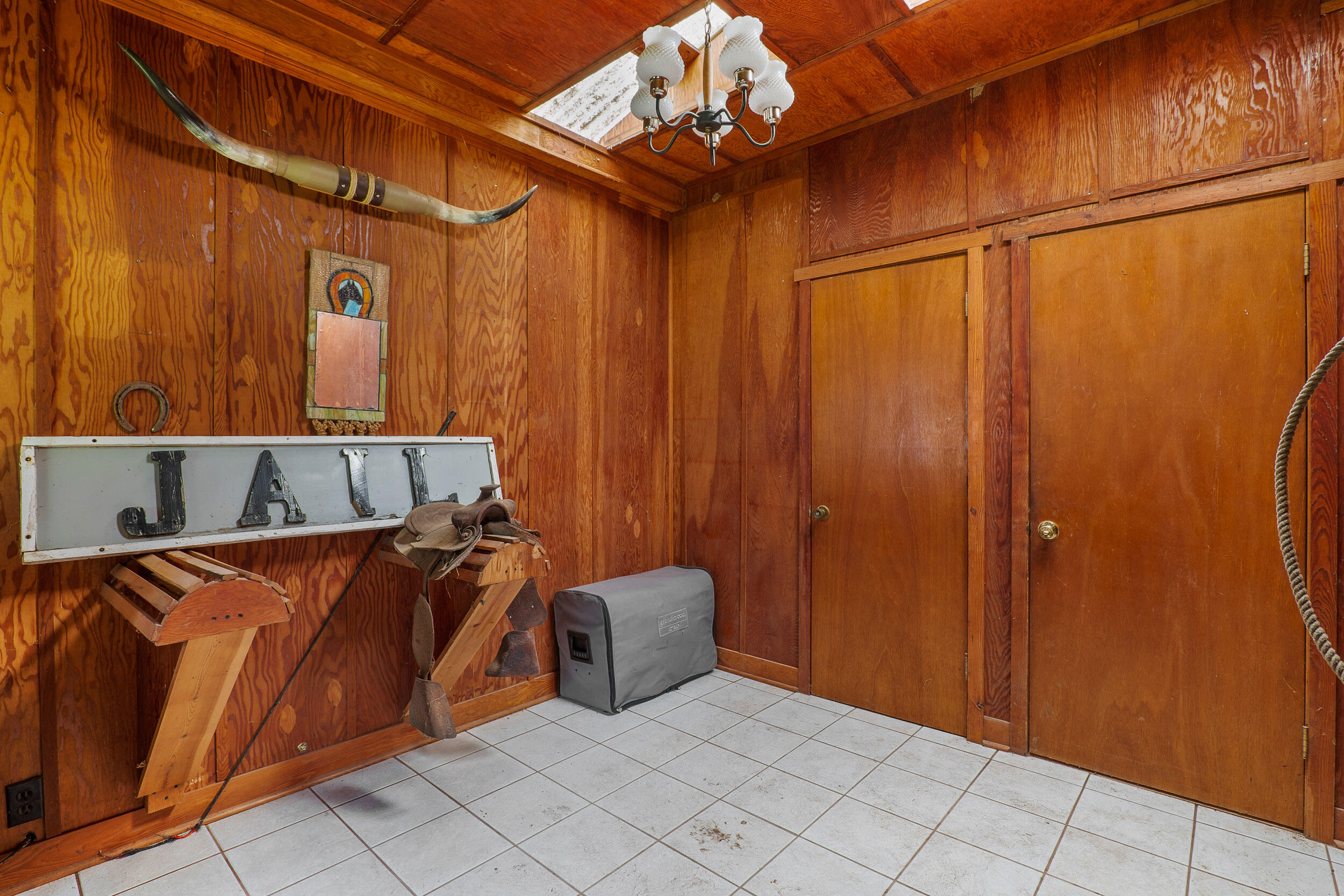 10049 E Evans Creek Road