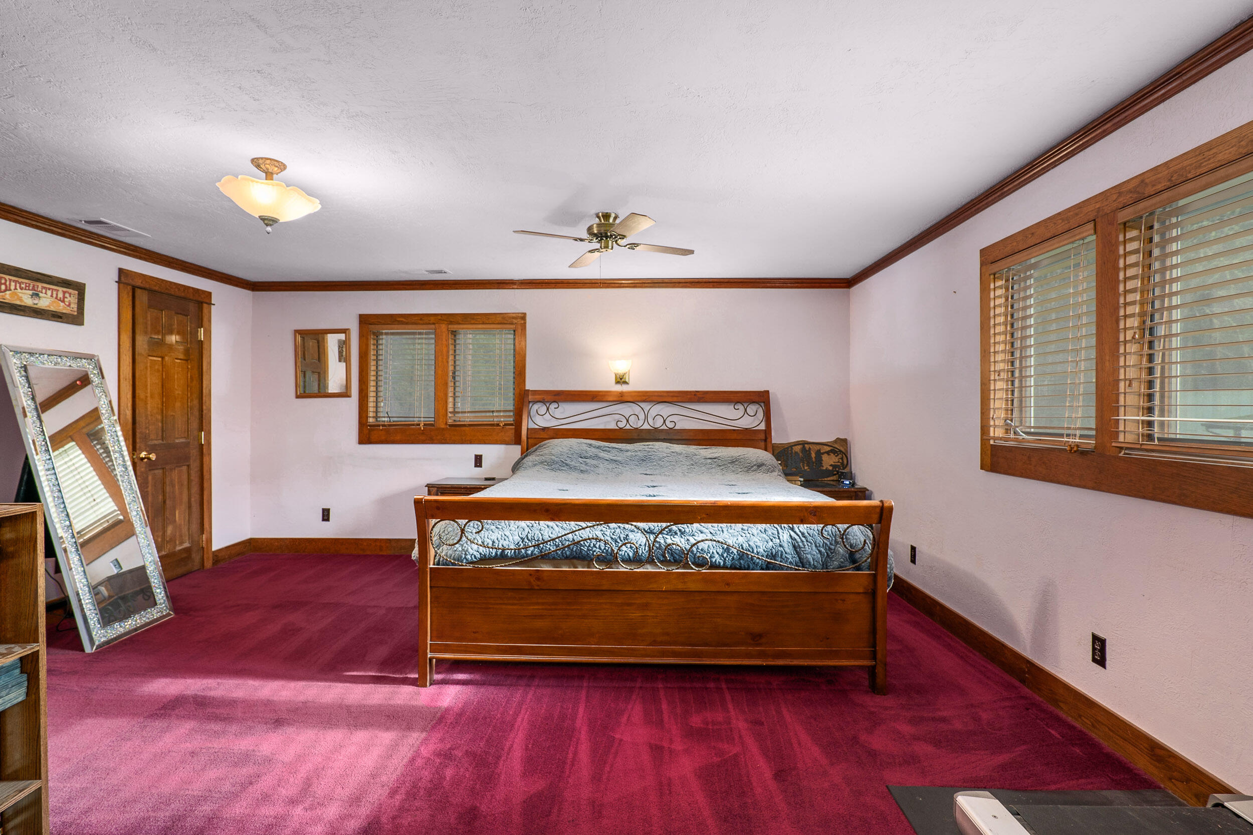 10049 E Evans Creek Road