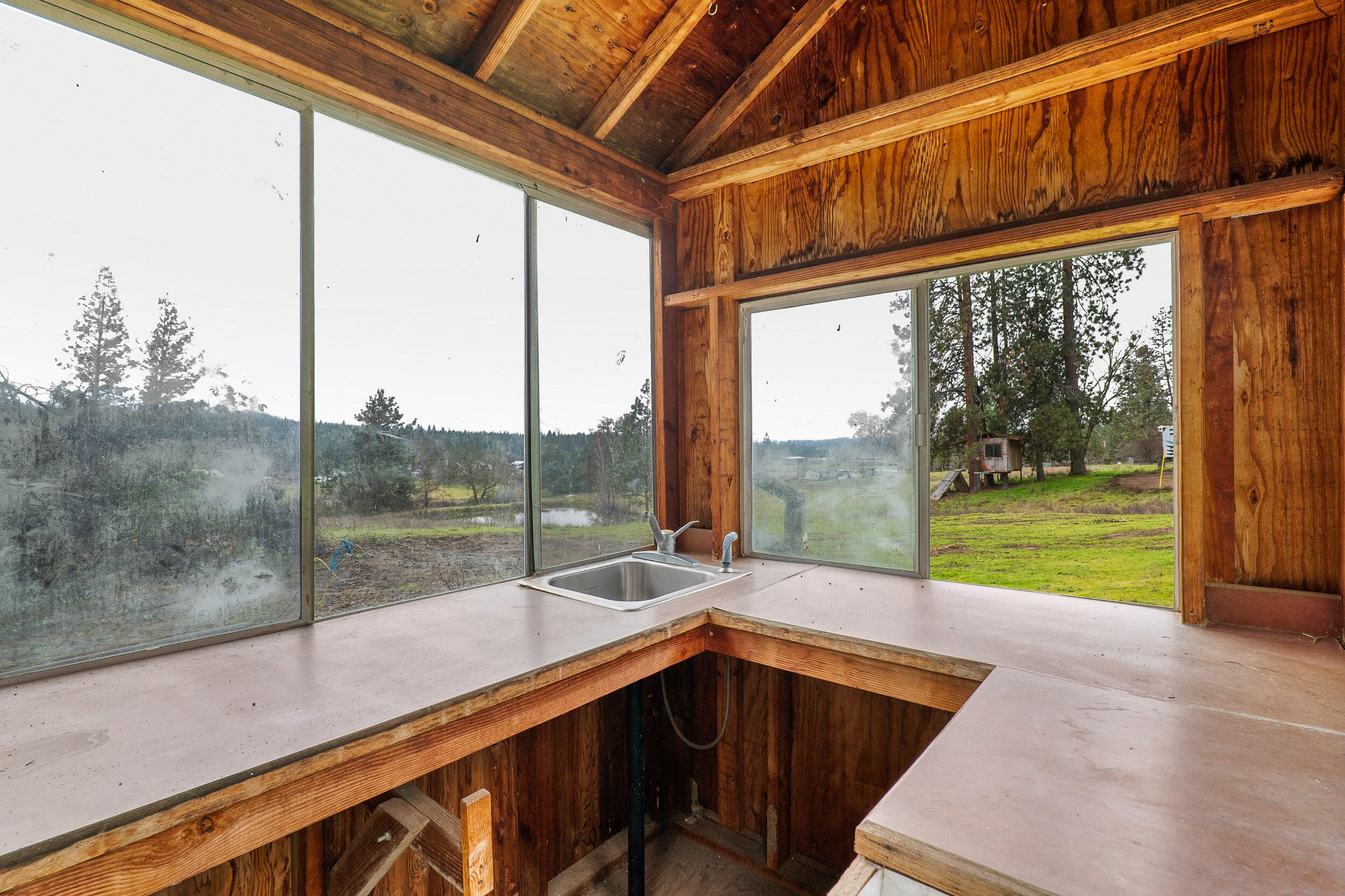 10049 E Evans Creek Road