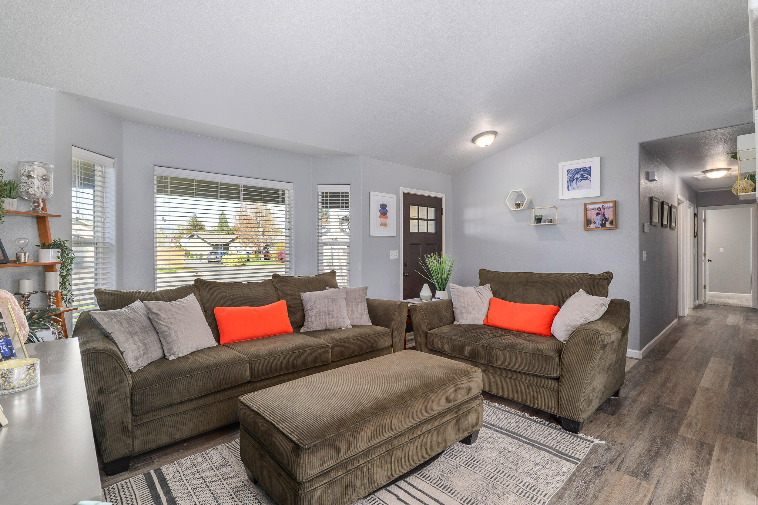1049 Rainwood Lane