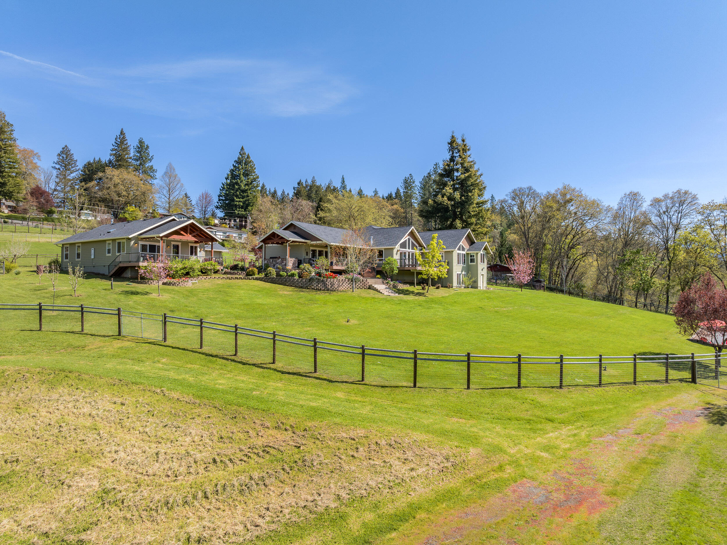 370 Pauldine Way
