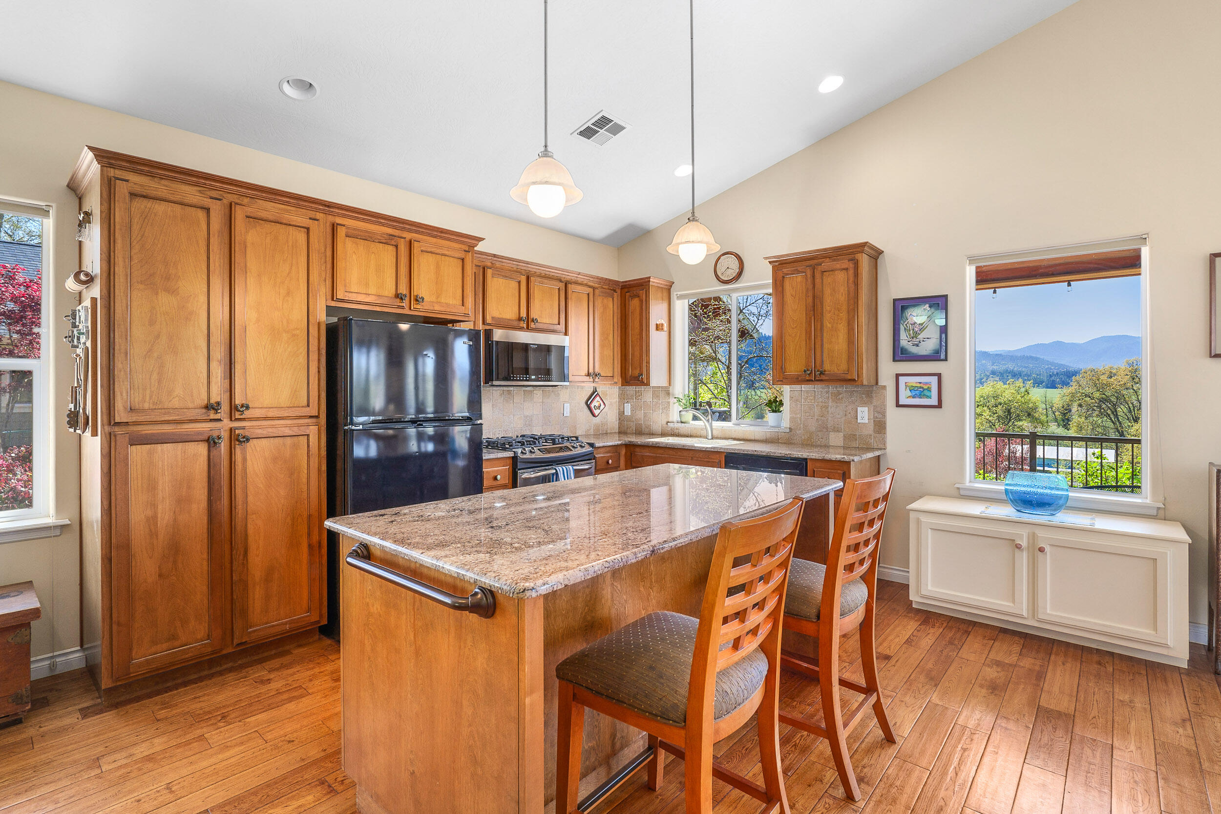 370 Pauldine Way