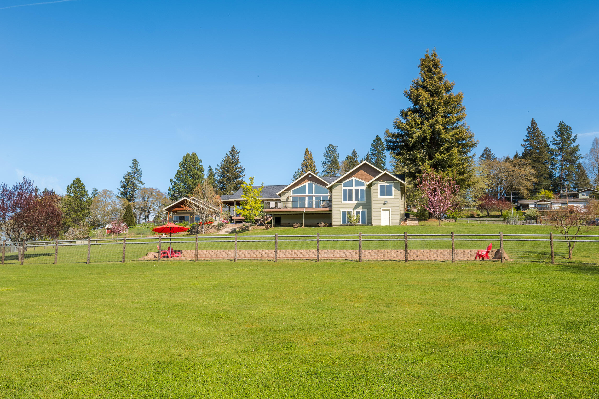 370 Pauldine Way