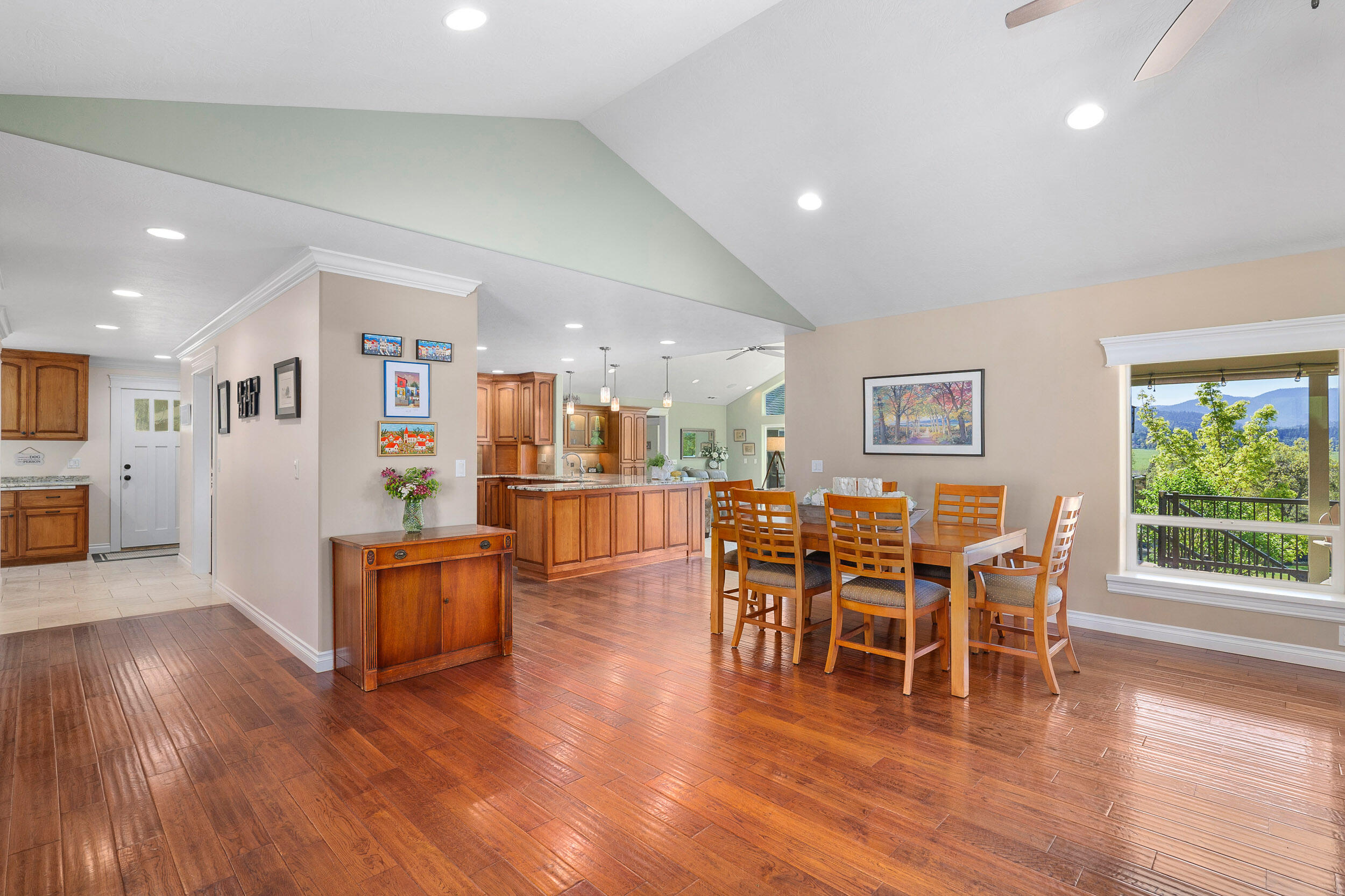 370 Pauldine Way