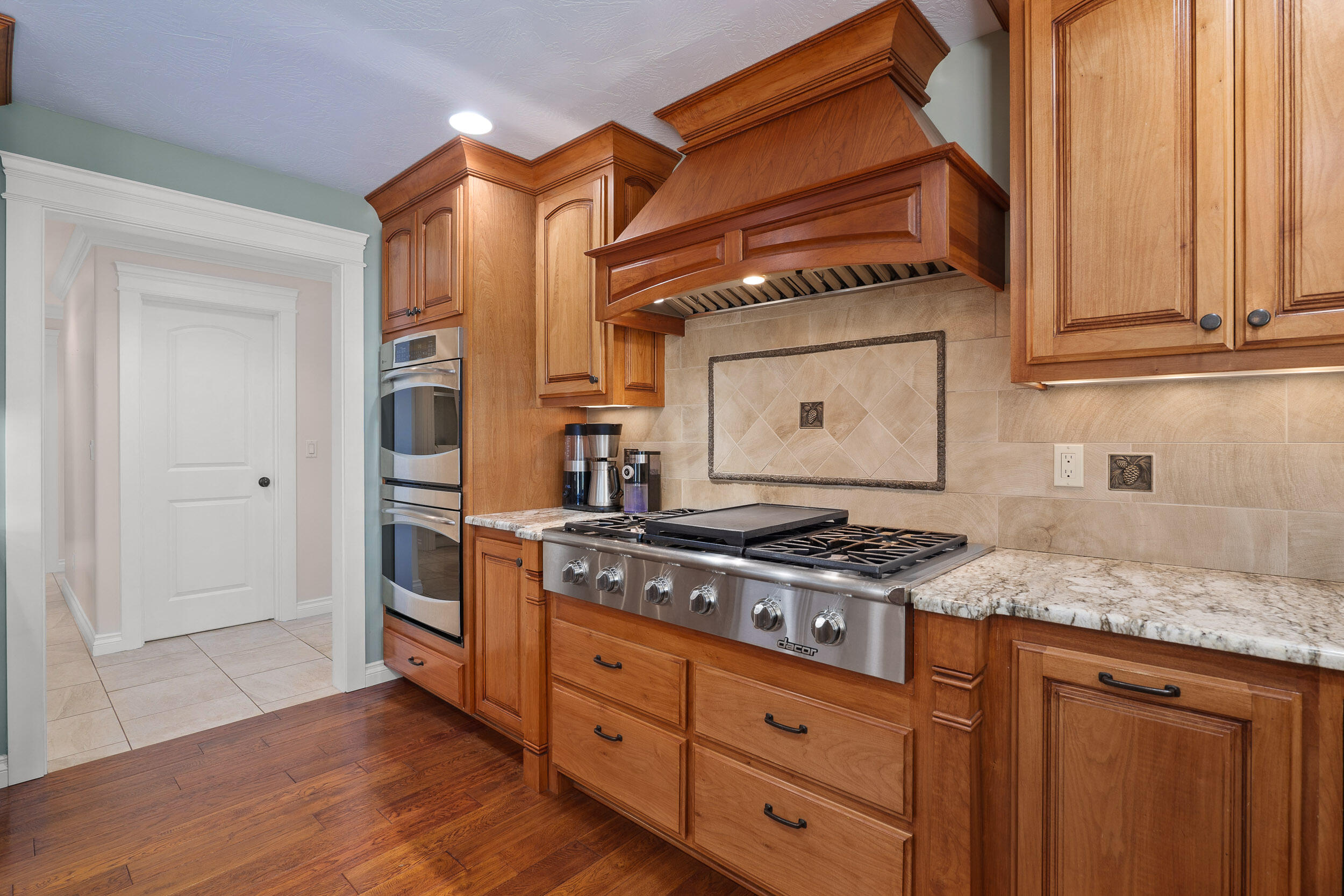 370 Pauldine Way