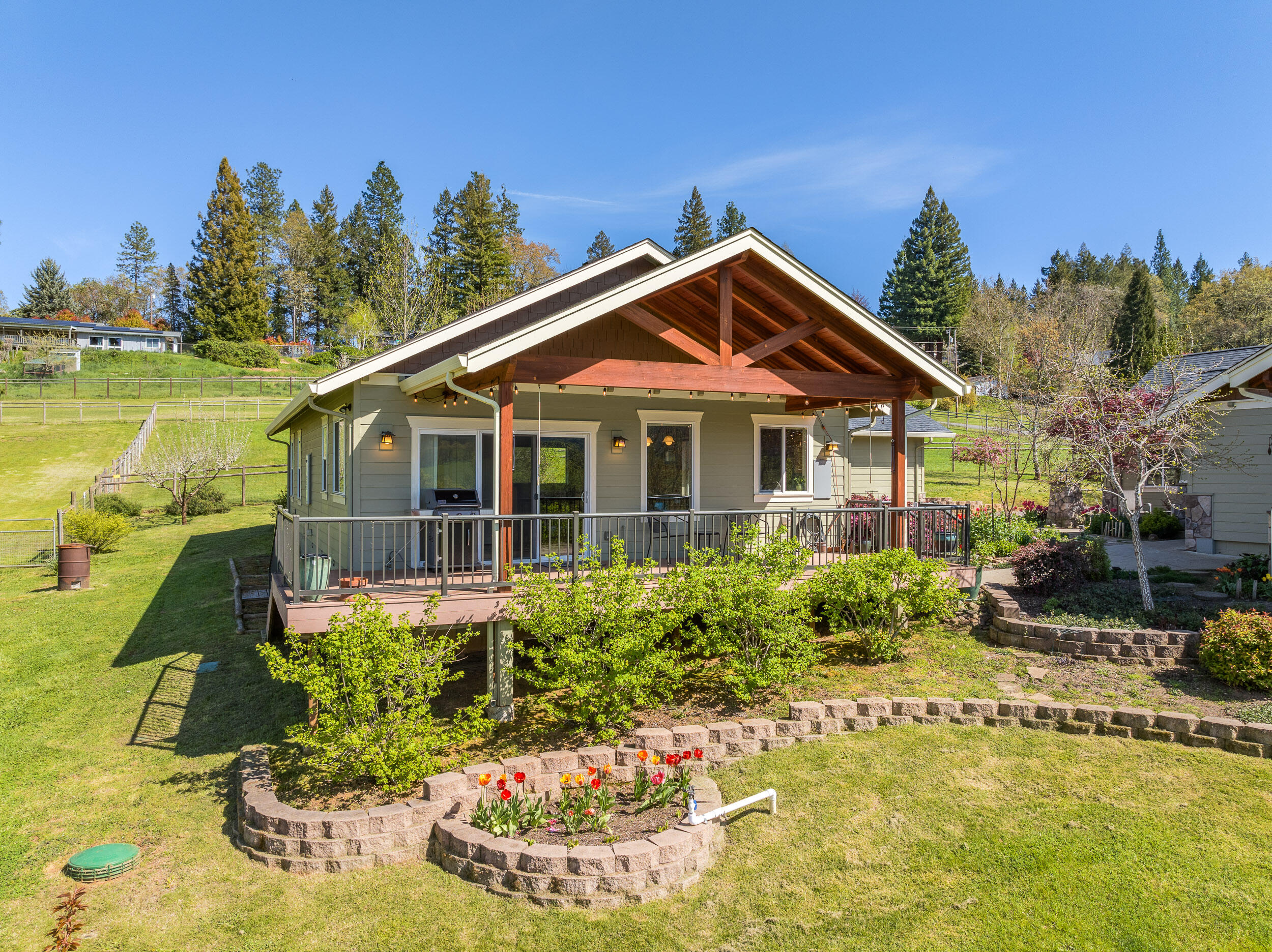 370 Pauldine Way