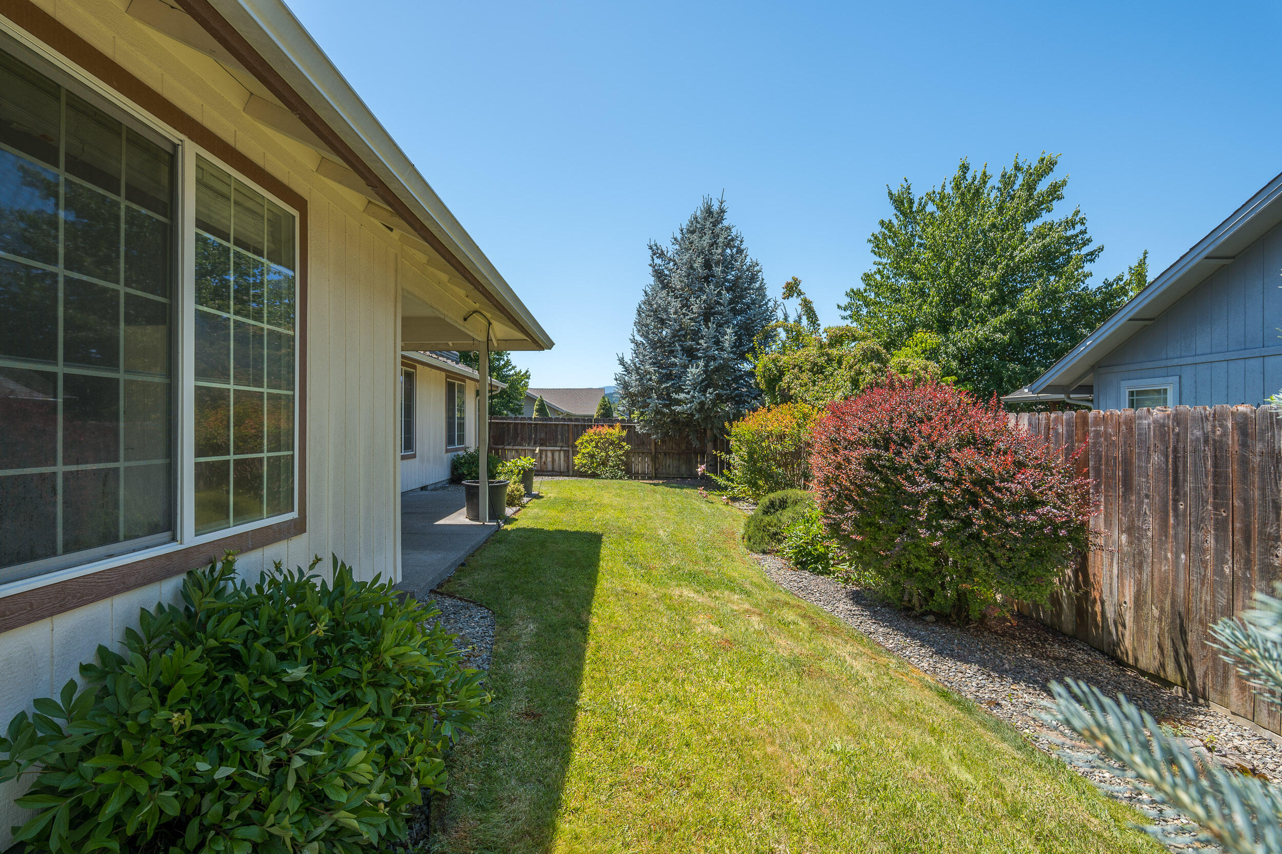 2666 Esther Lane