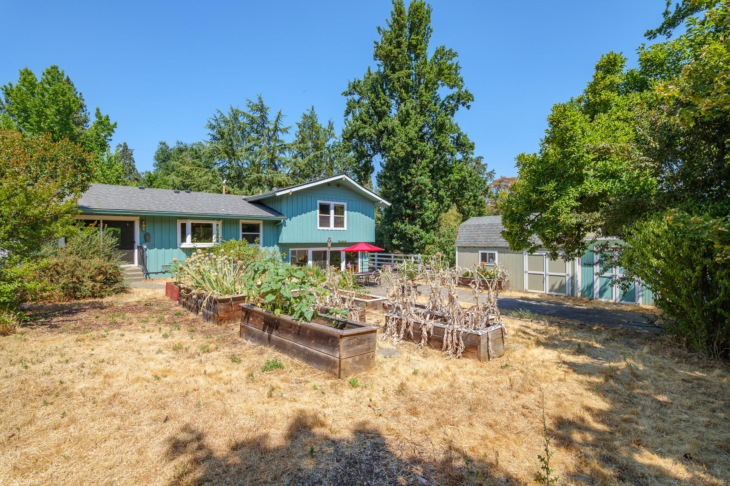 1015 Vista Drive