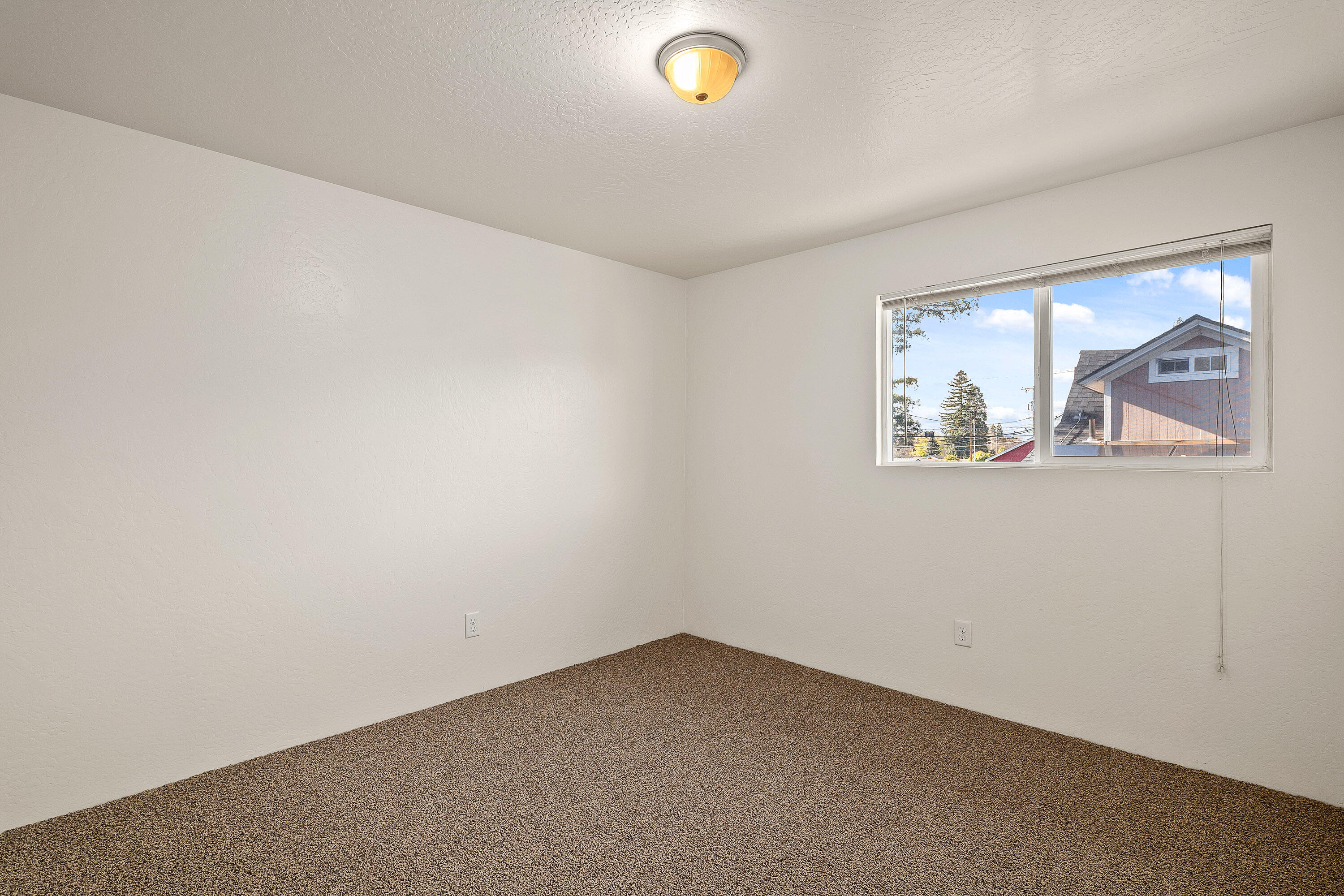 421 SW Burgess Street