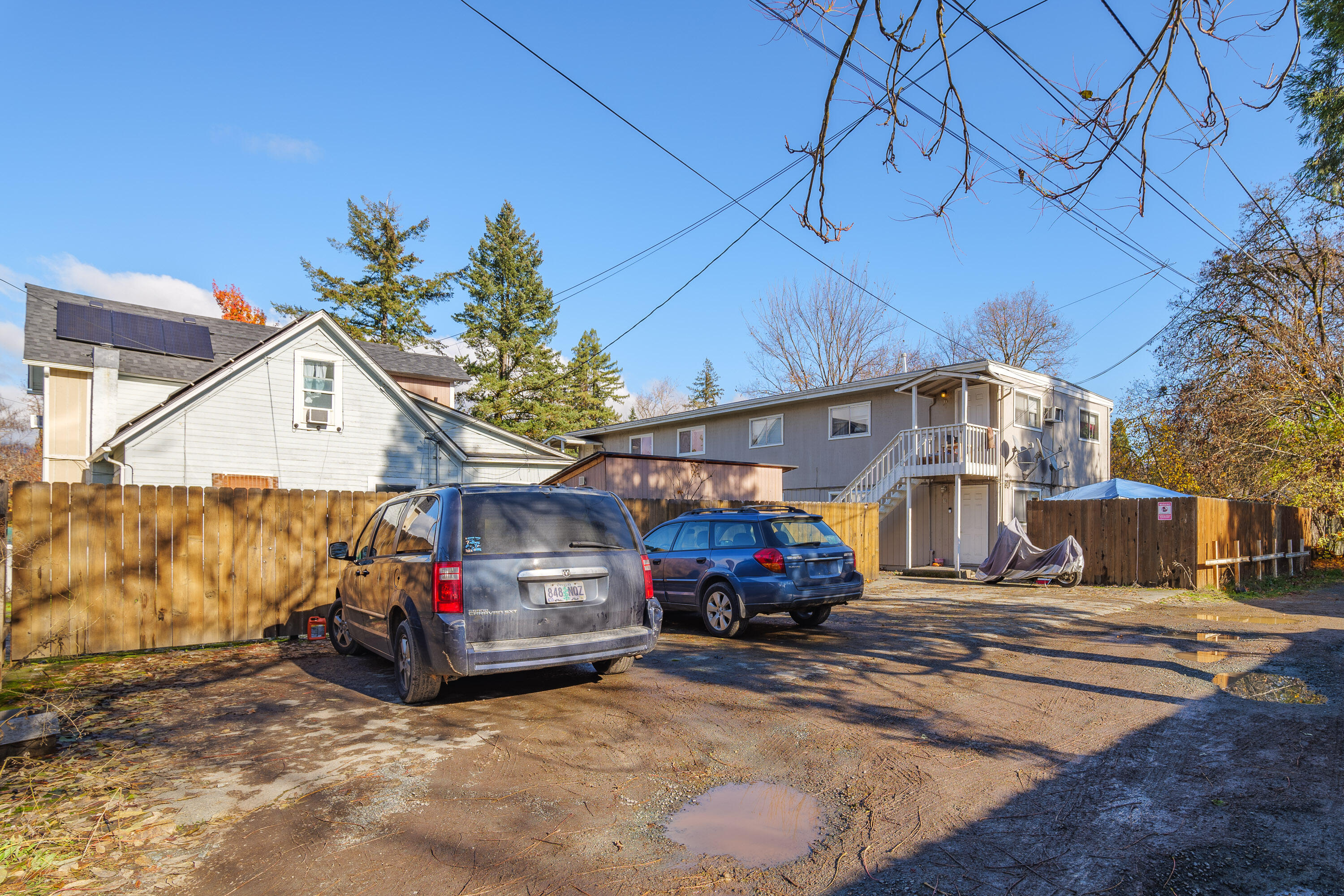 421 SW Burgess Street