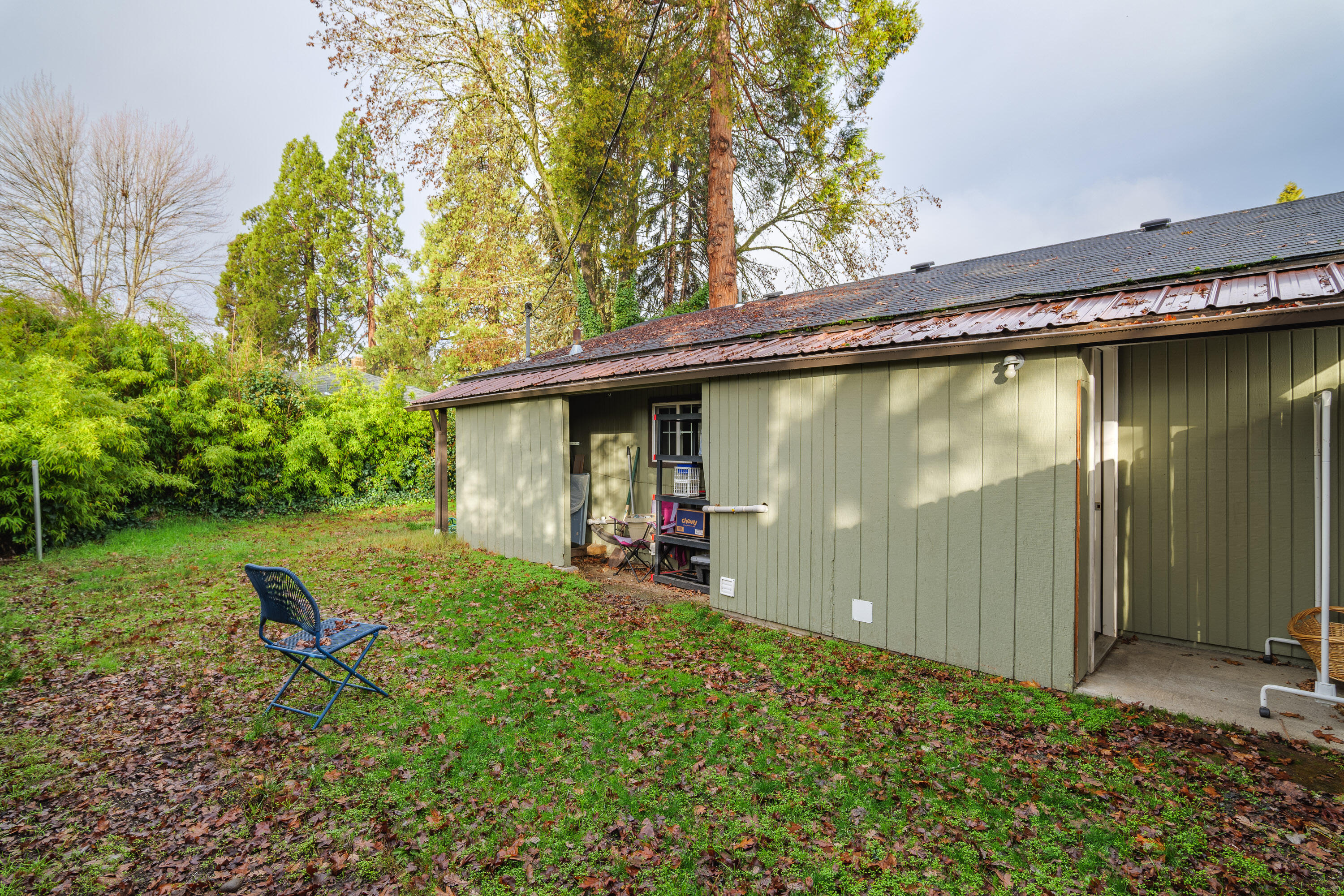 311 SW Bridge Street