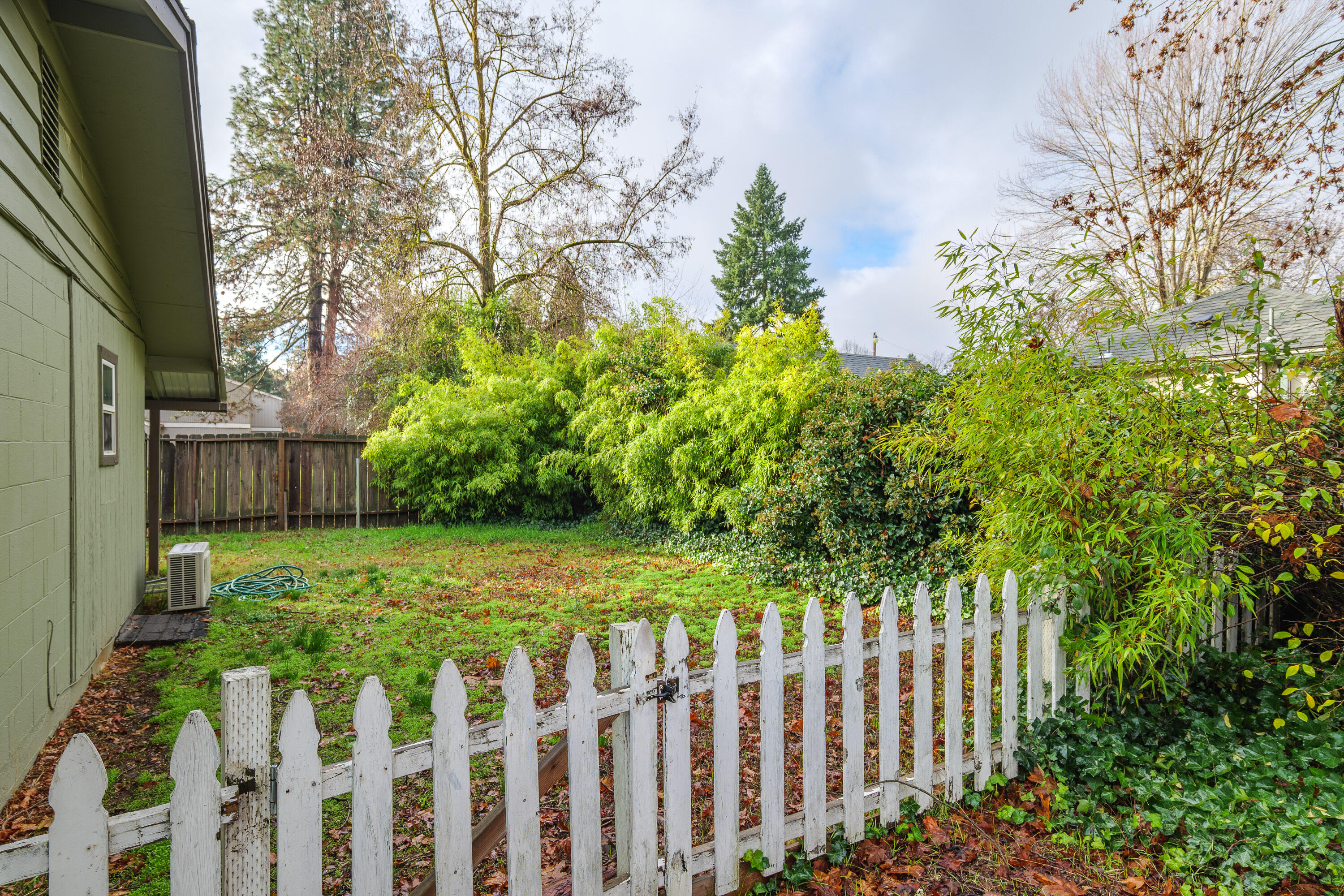 311 SW Bridge Street