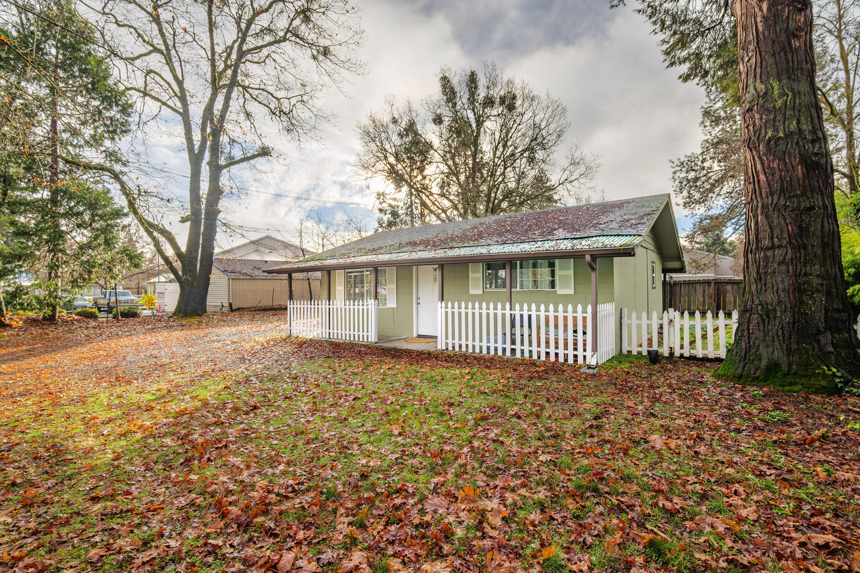 311 SW Bridge Street