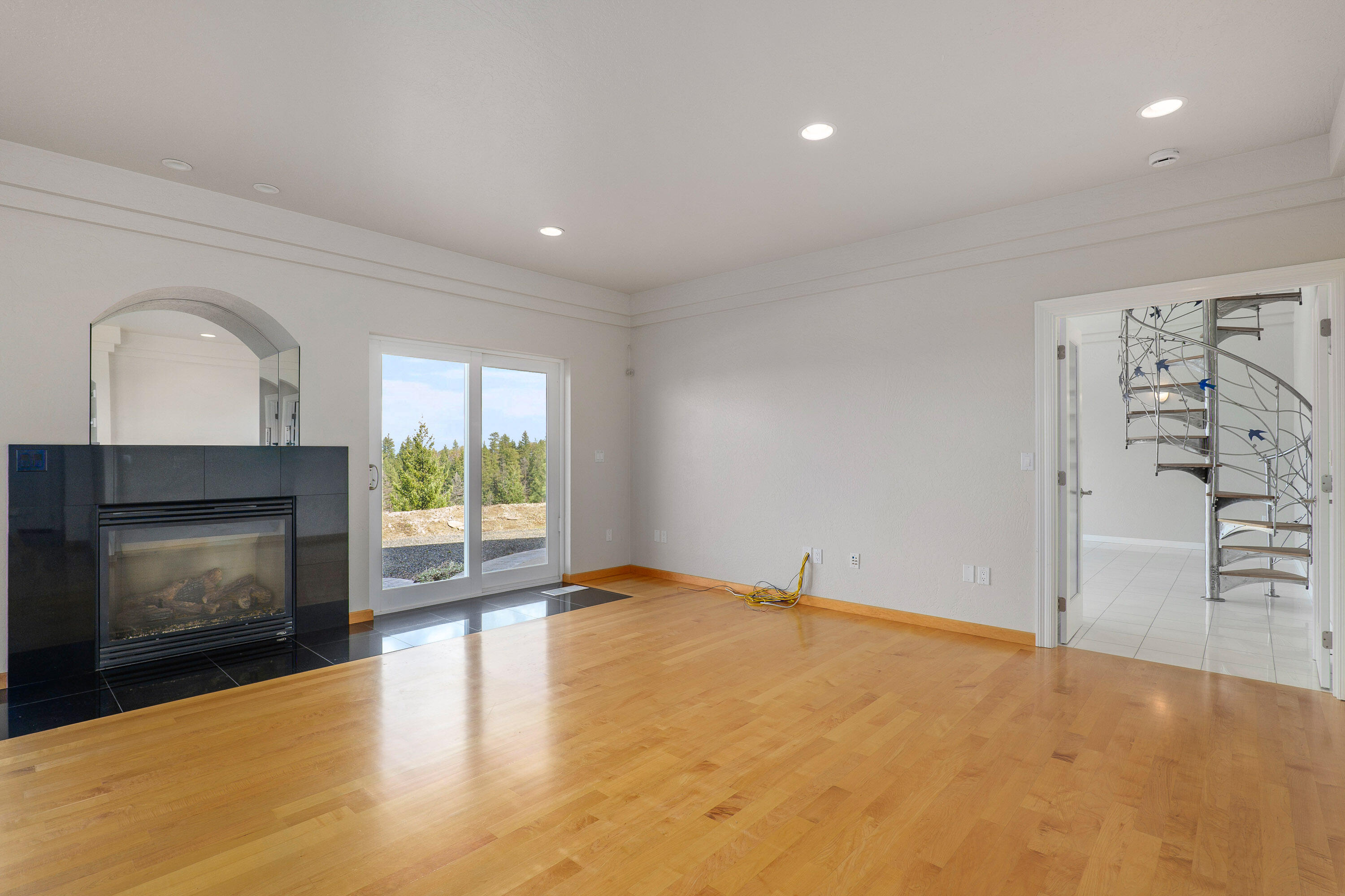 6918 Griffin Lane