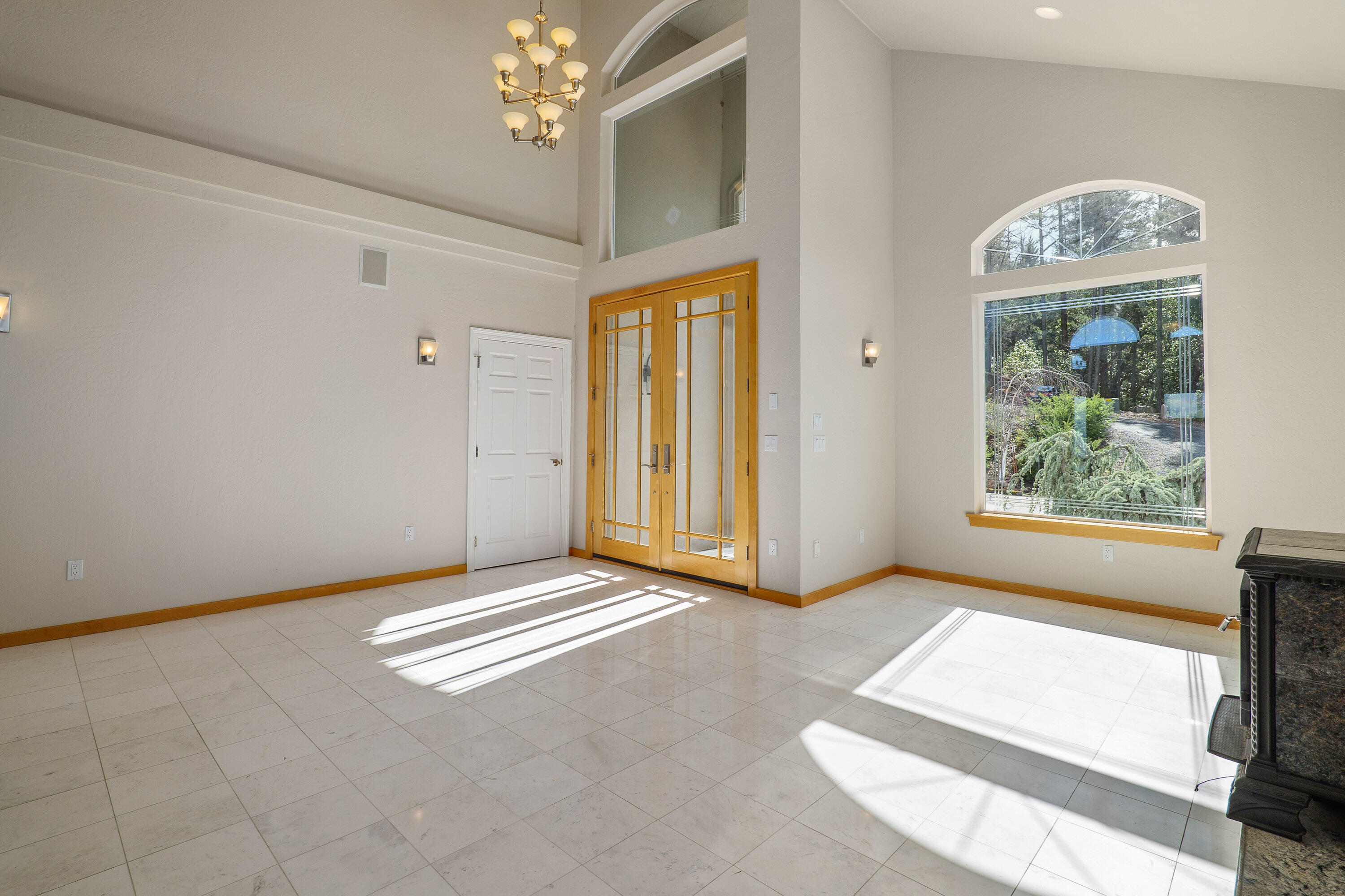 6918 Griffin Lane