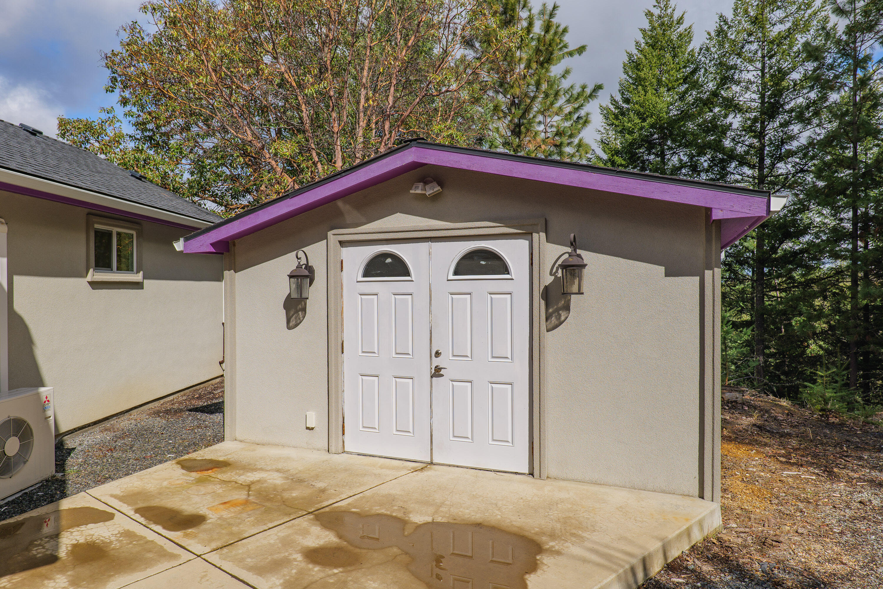 6918 Griffin Lane