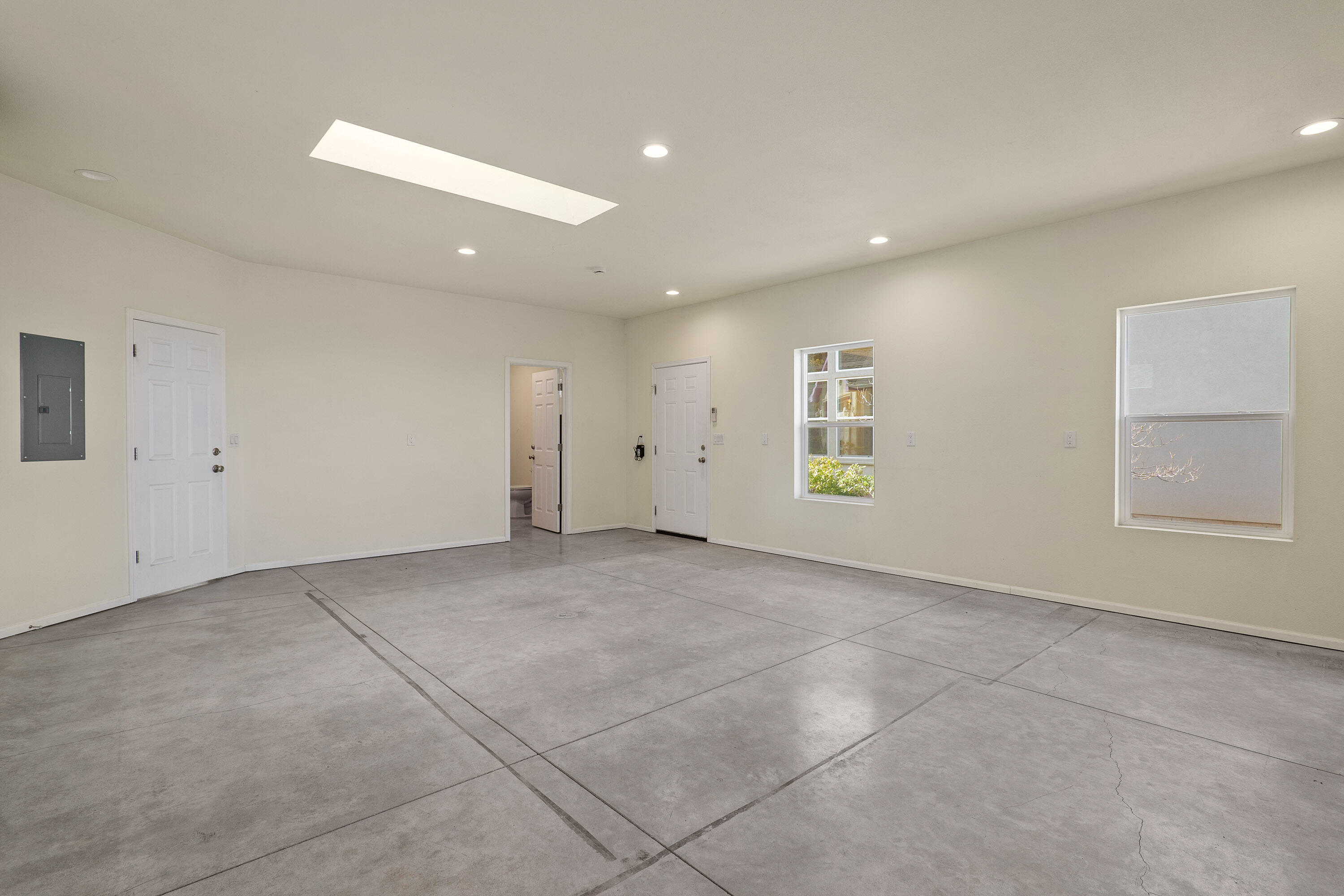 6918 Griffin Lane