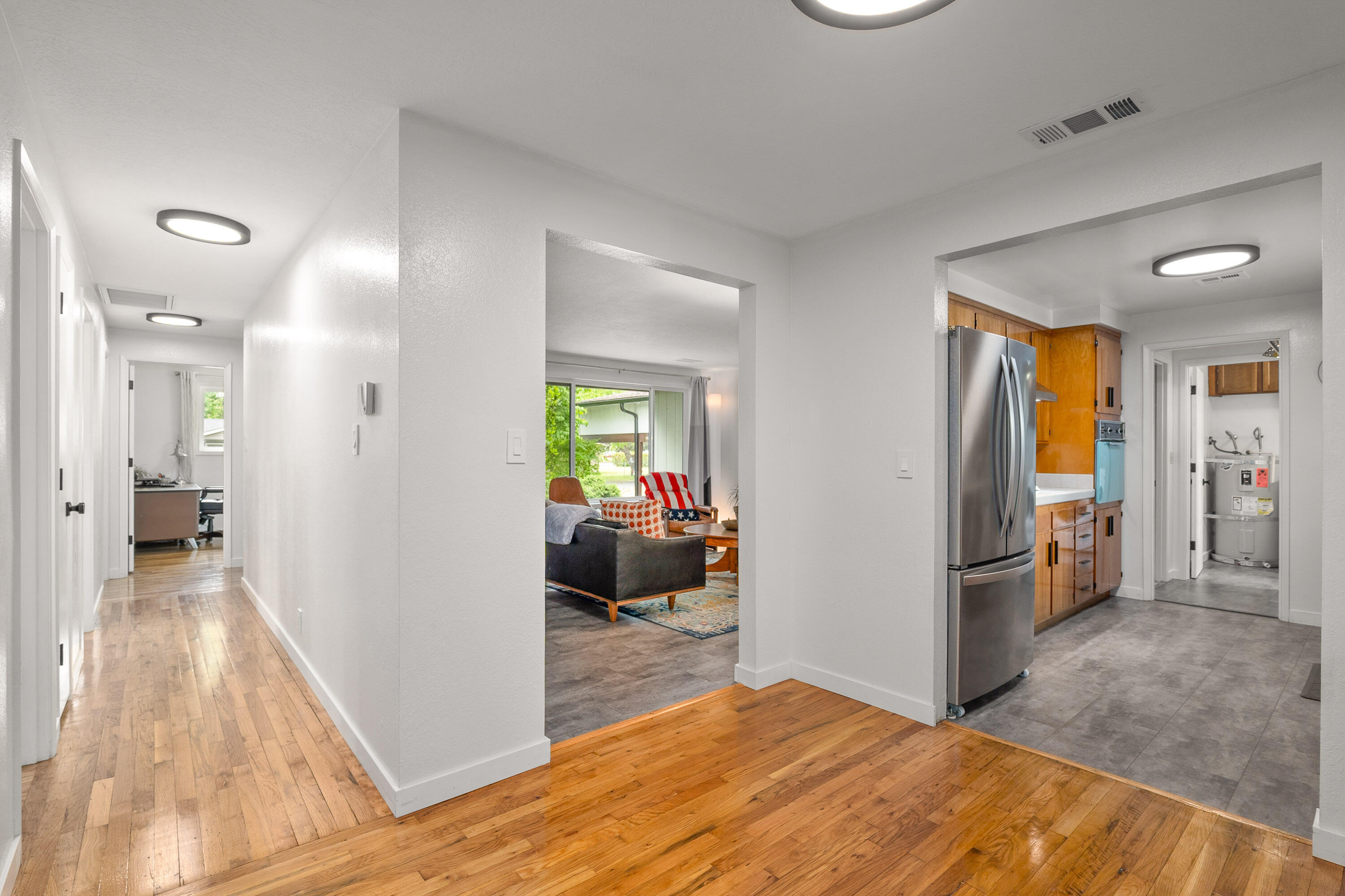 1138 SW Ballinger Drive