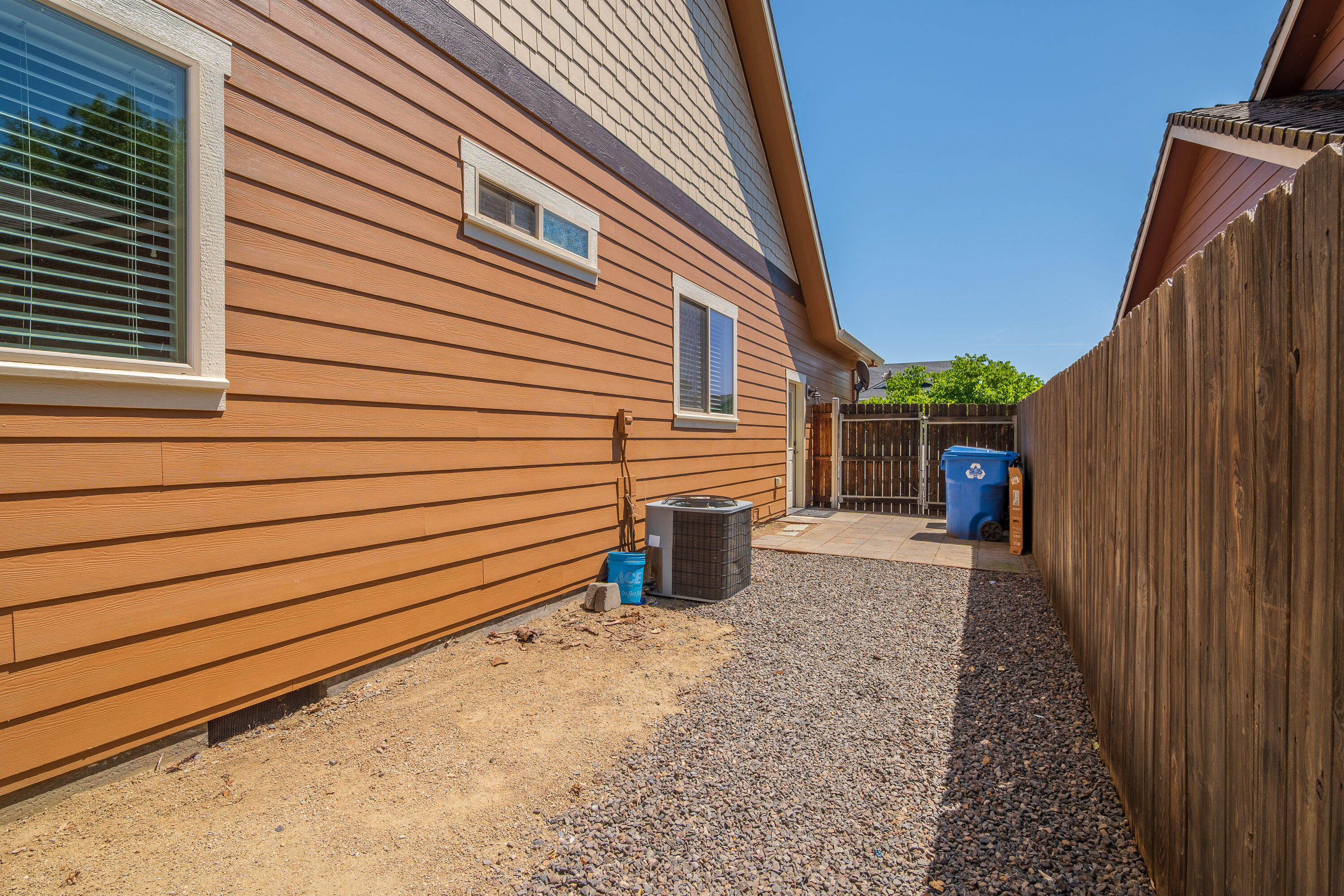 4 Meadowfield Circle