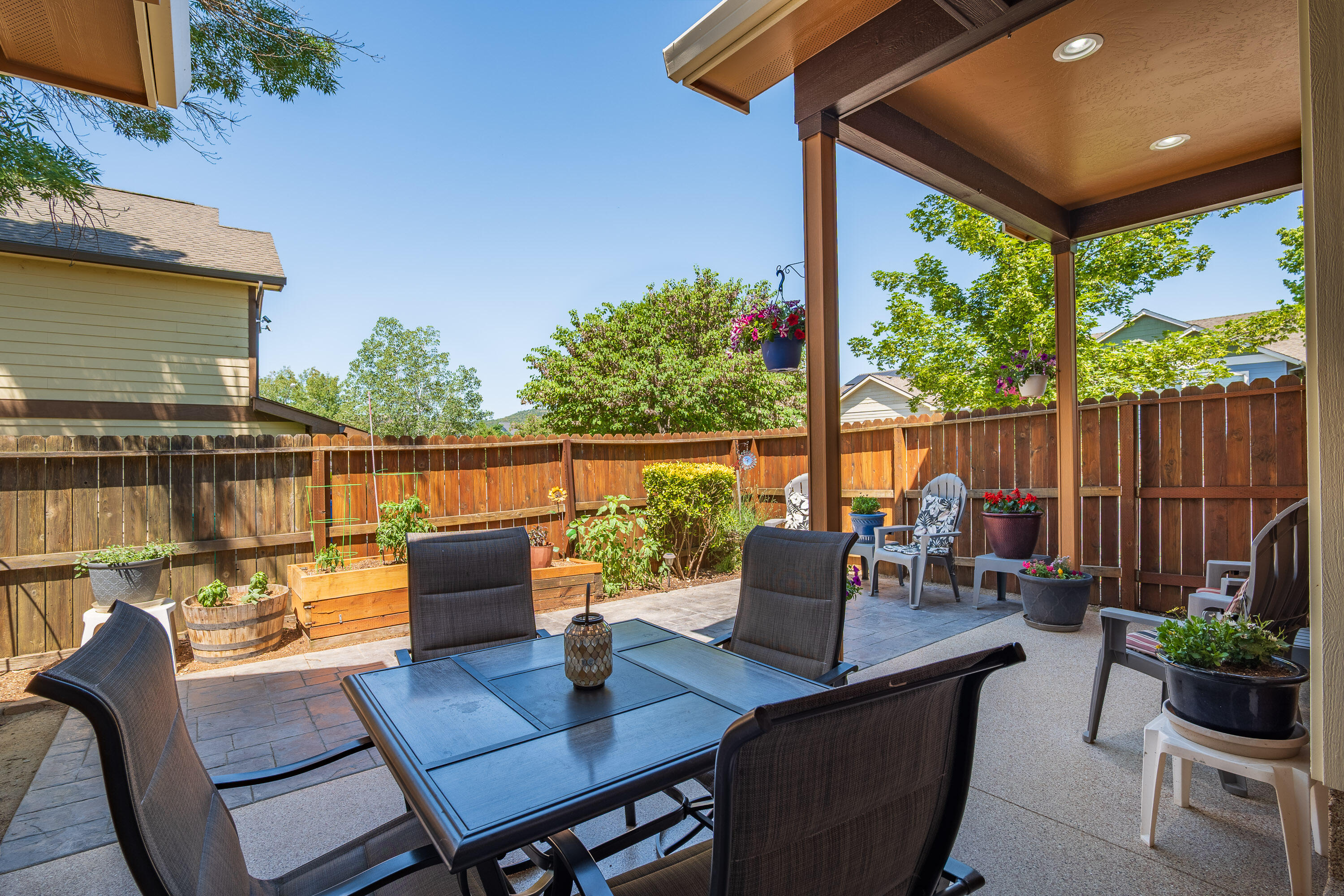 4 Meadowfield Circle