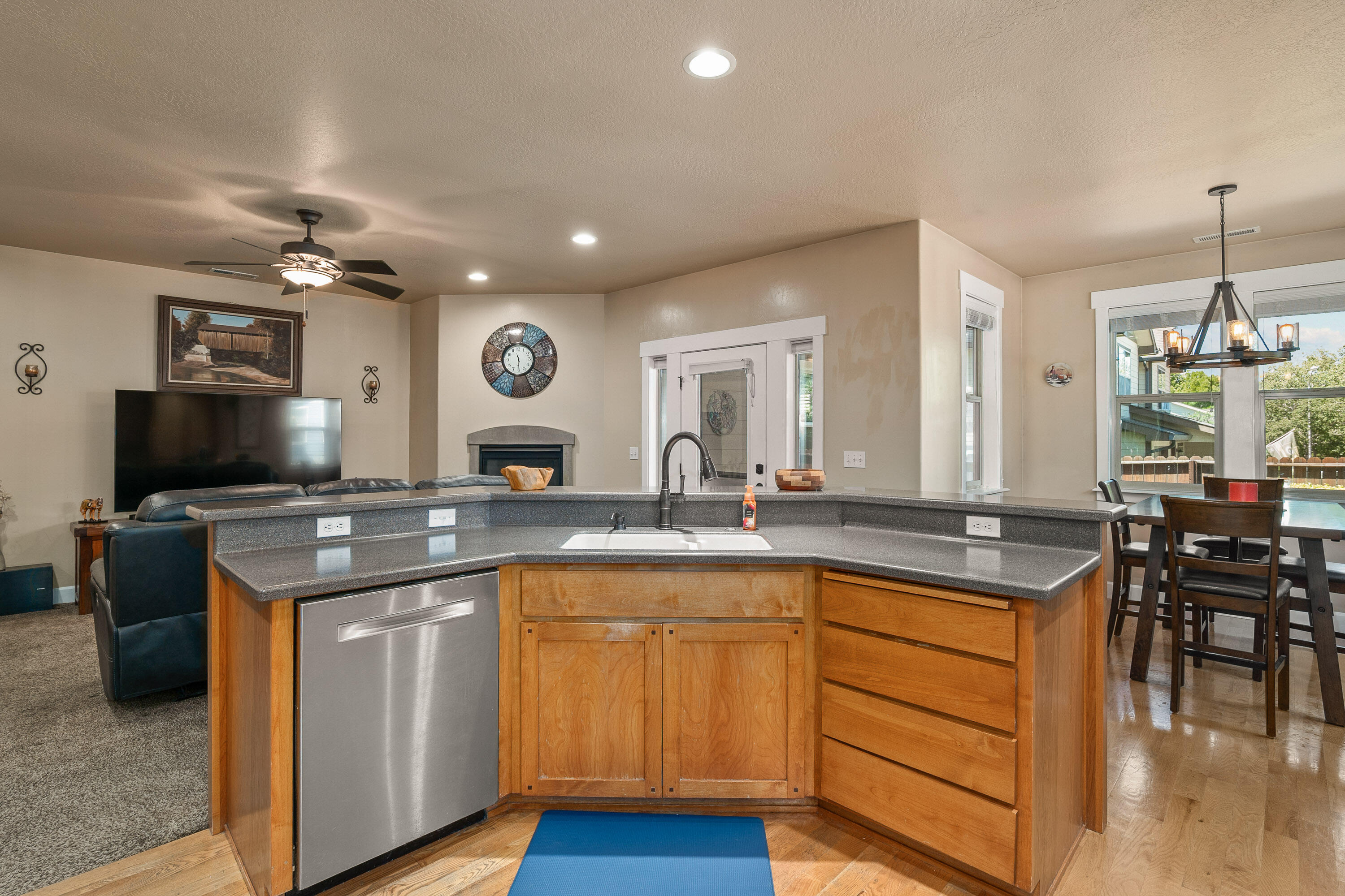 4 Meadowfield Circle