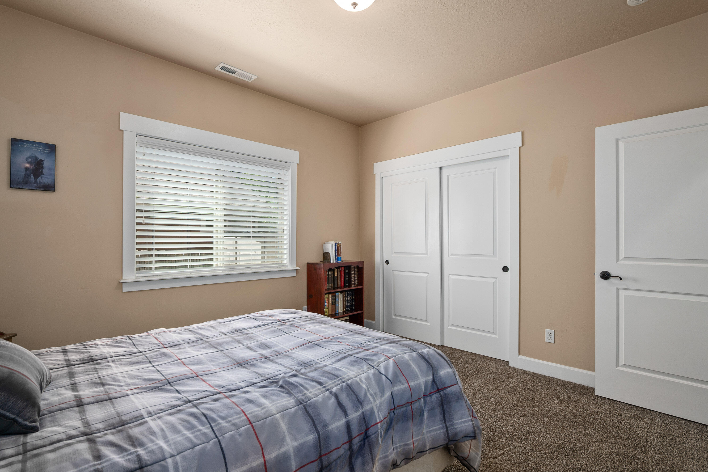 4 Meadowfield Circle