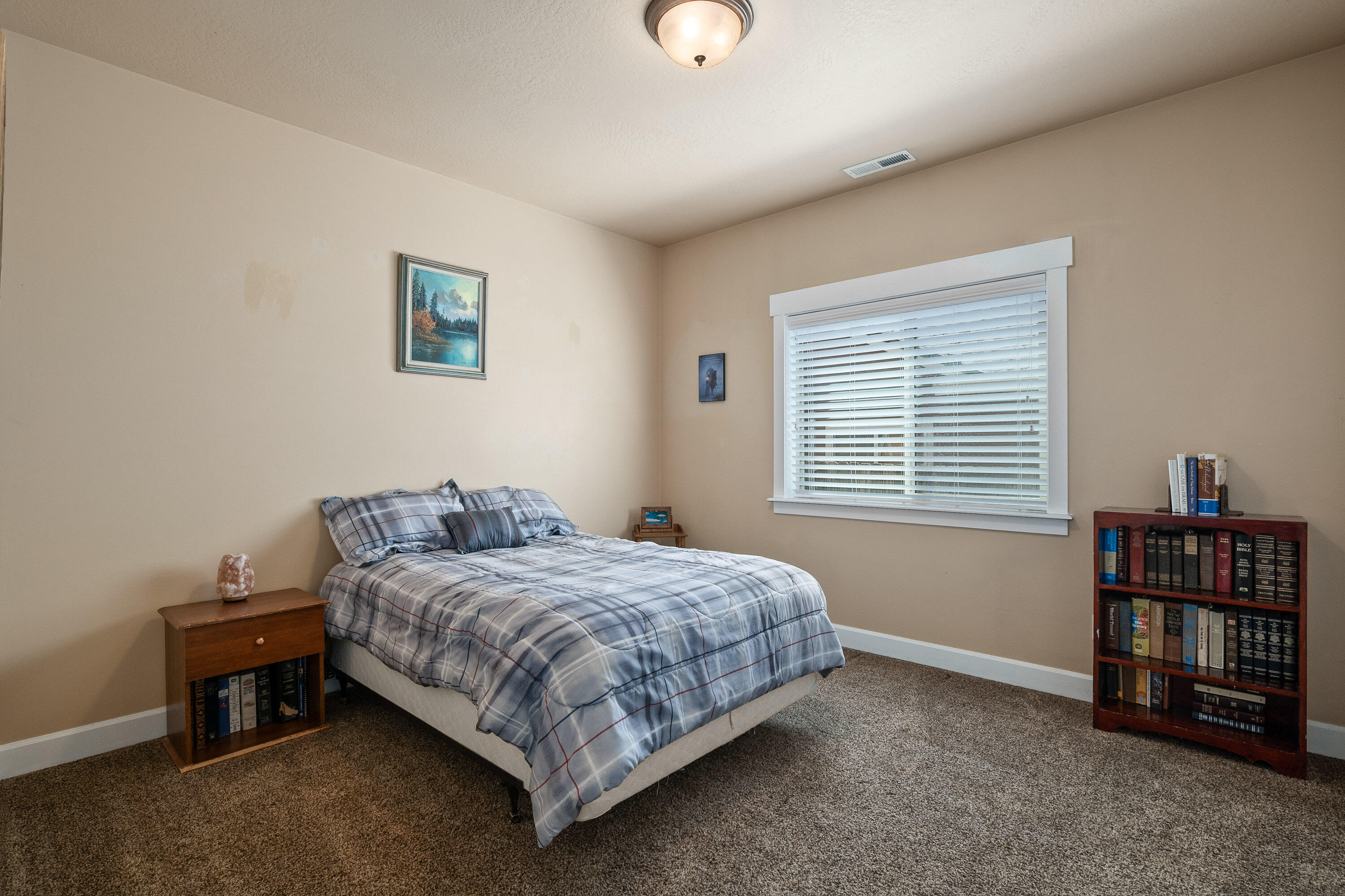 4 Meadowfield Circle