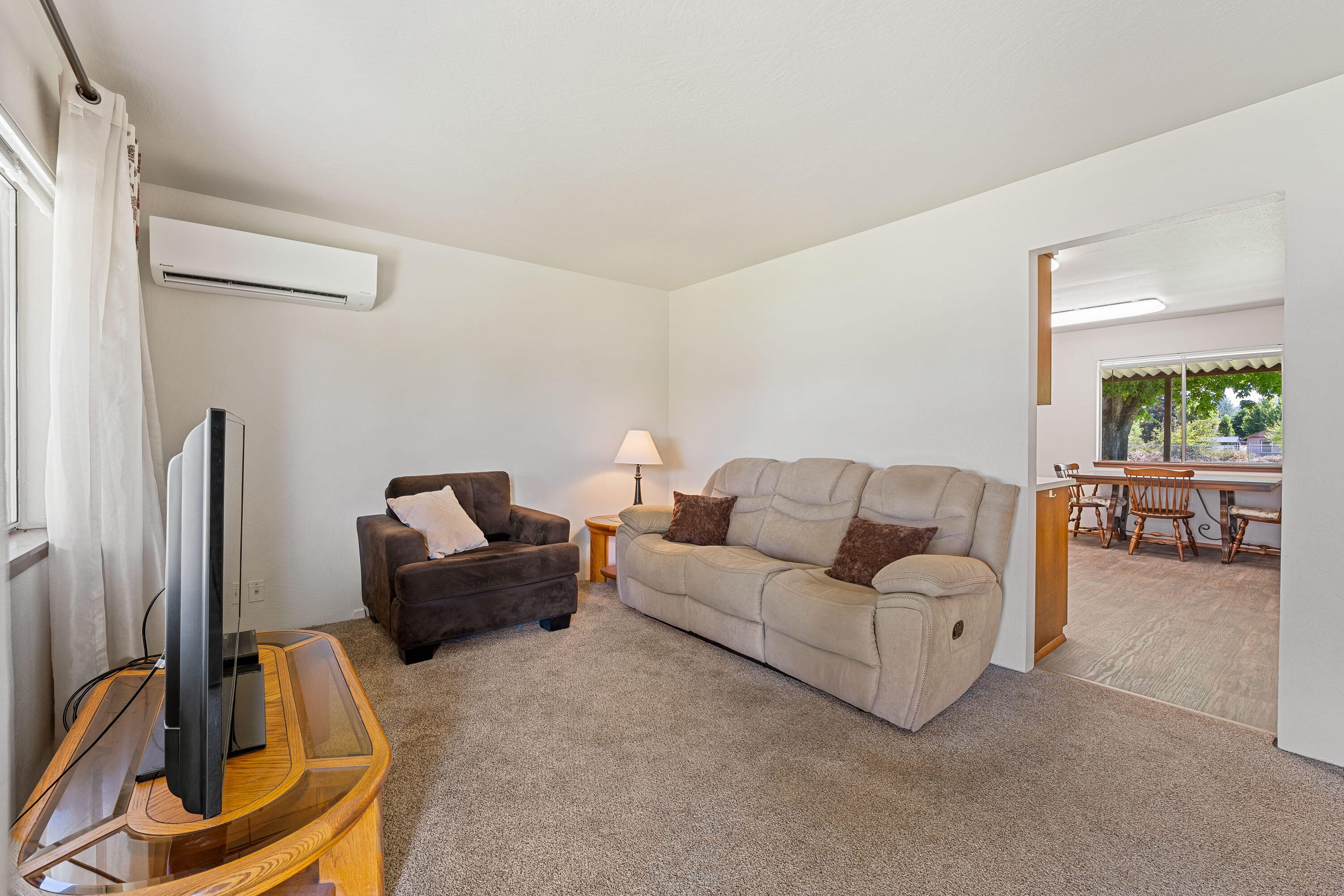 1533 Boundary Road