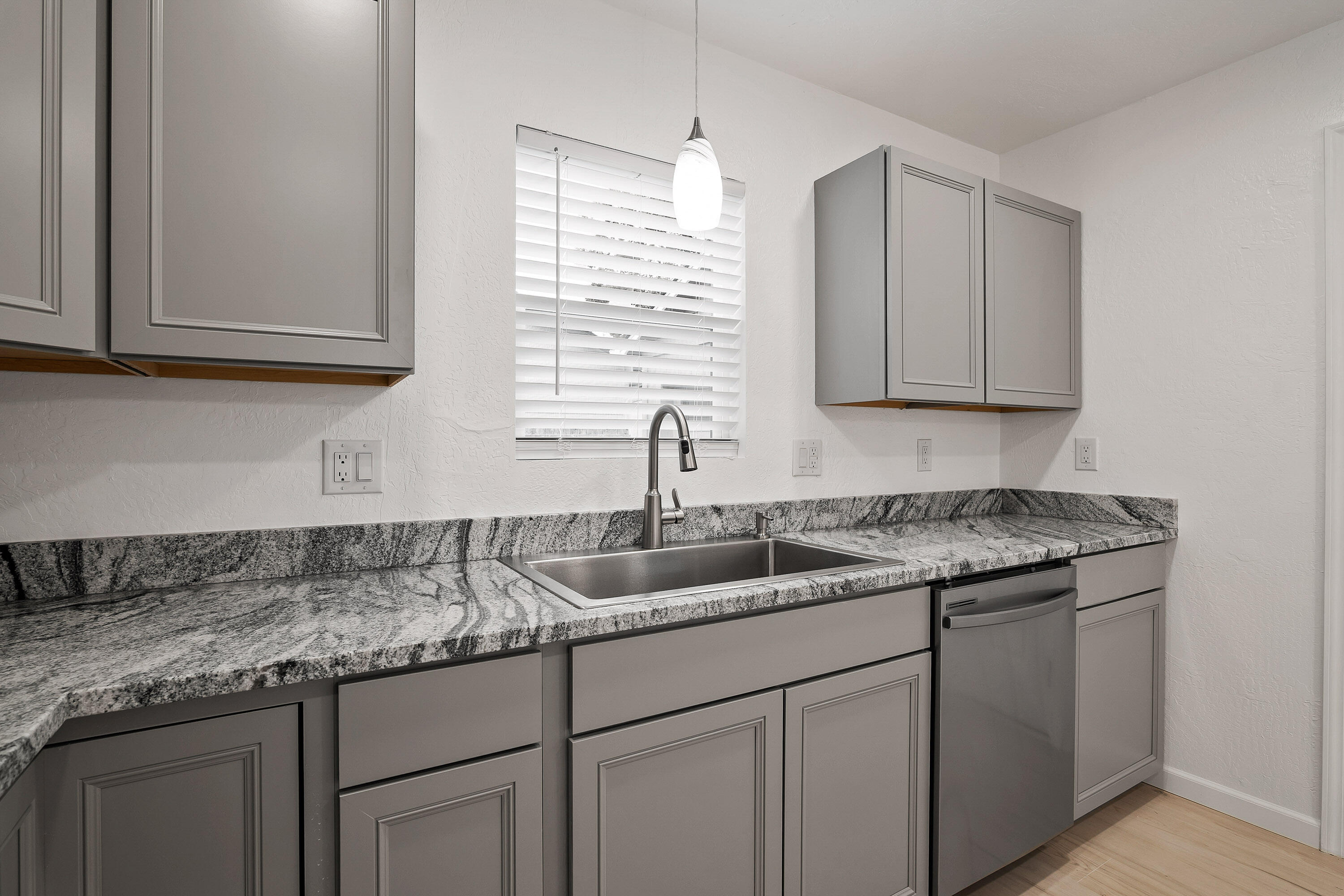 522 S 4th Street