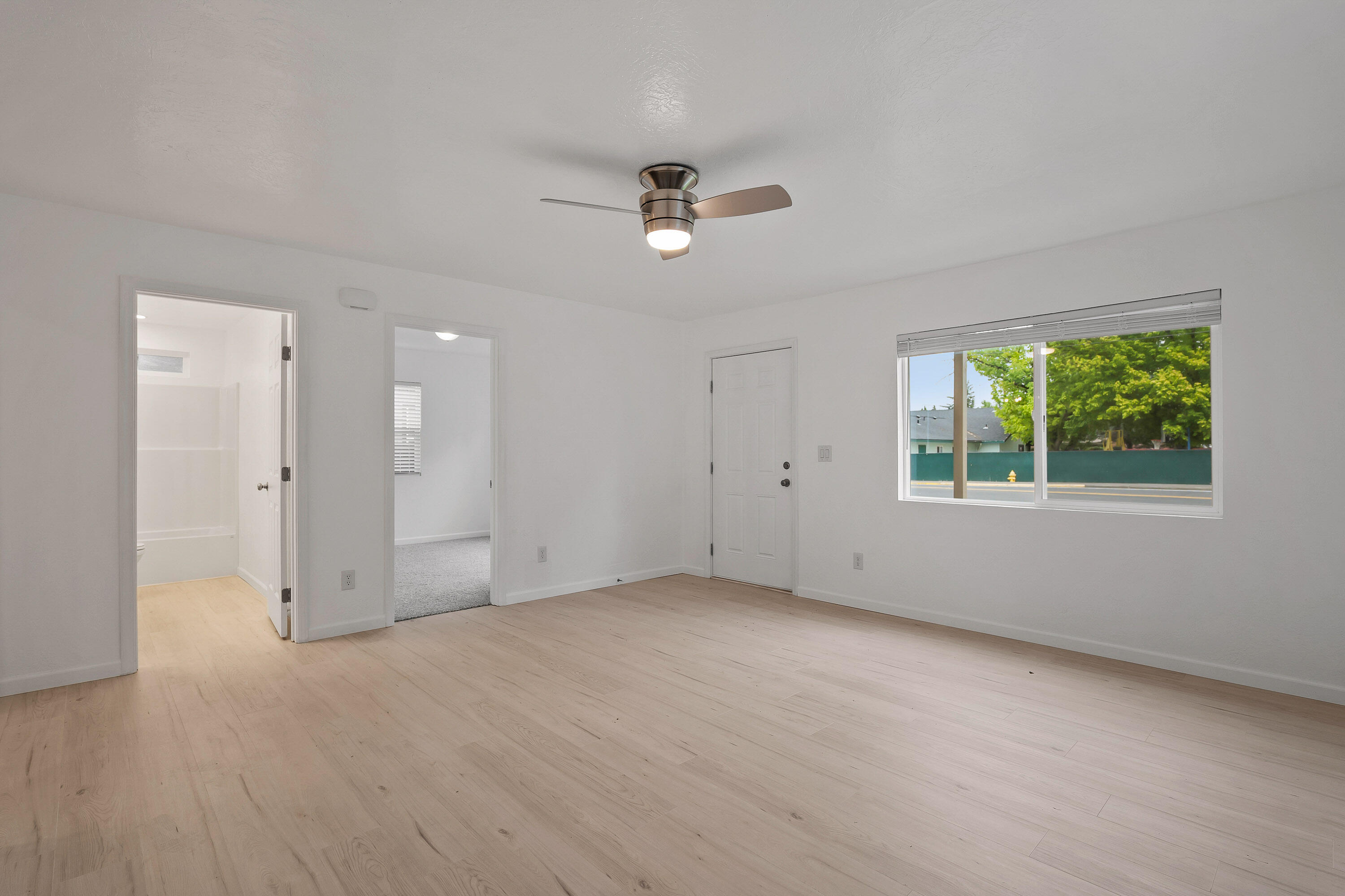 522 S 4th Street