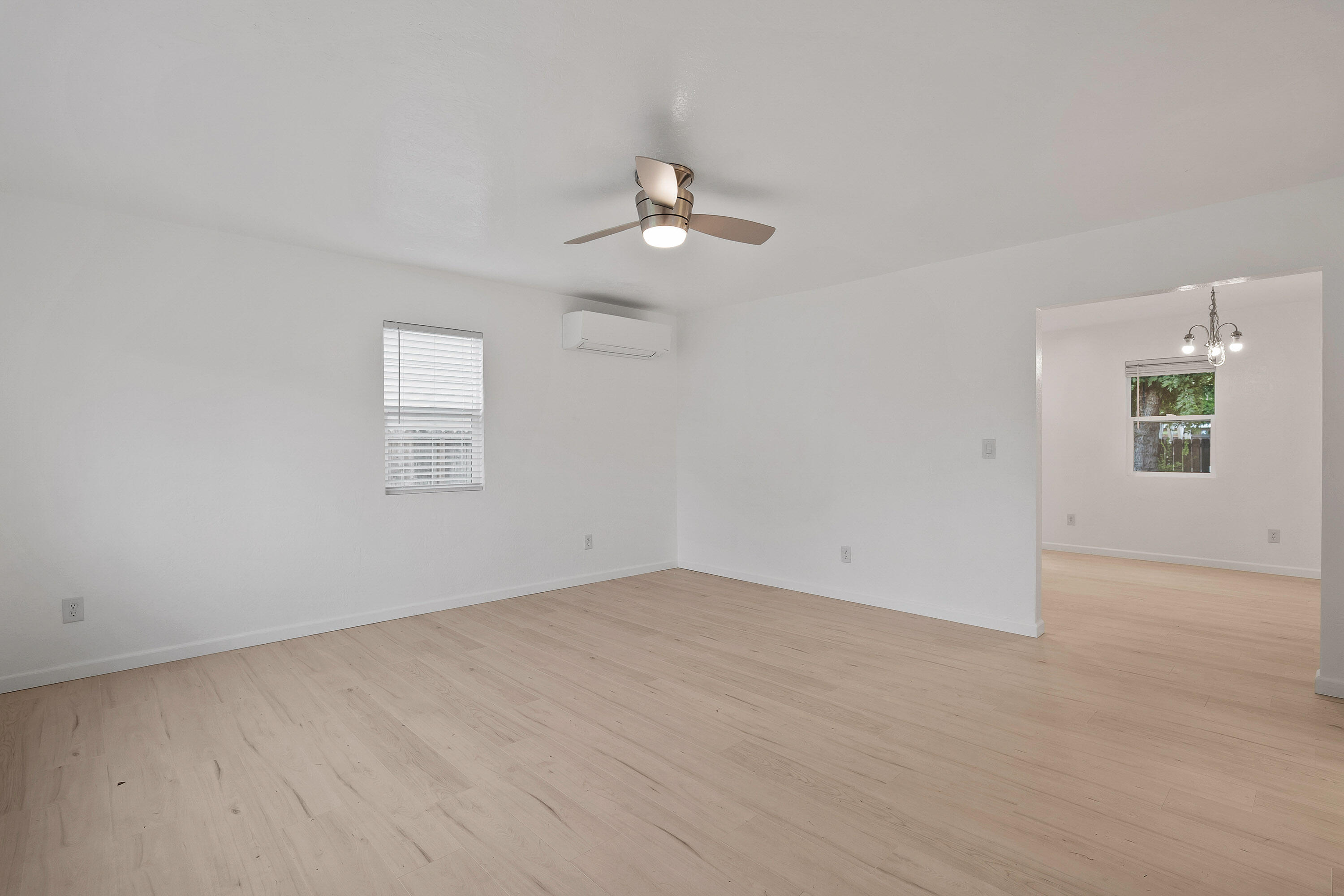 522 S 4th Street