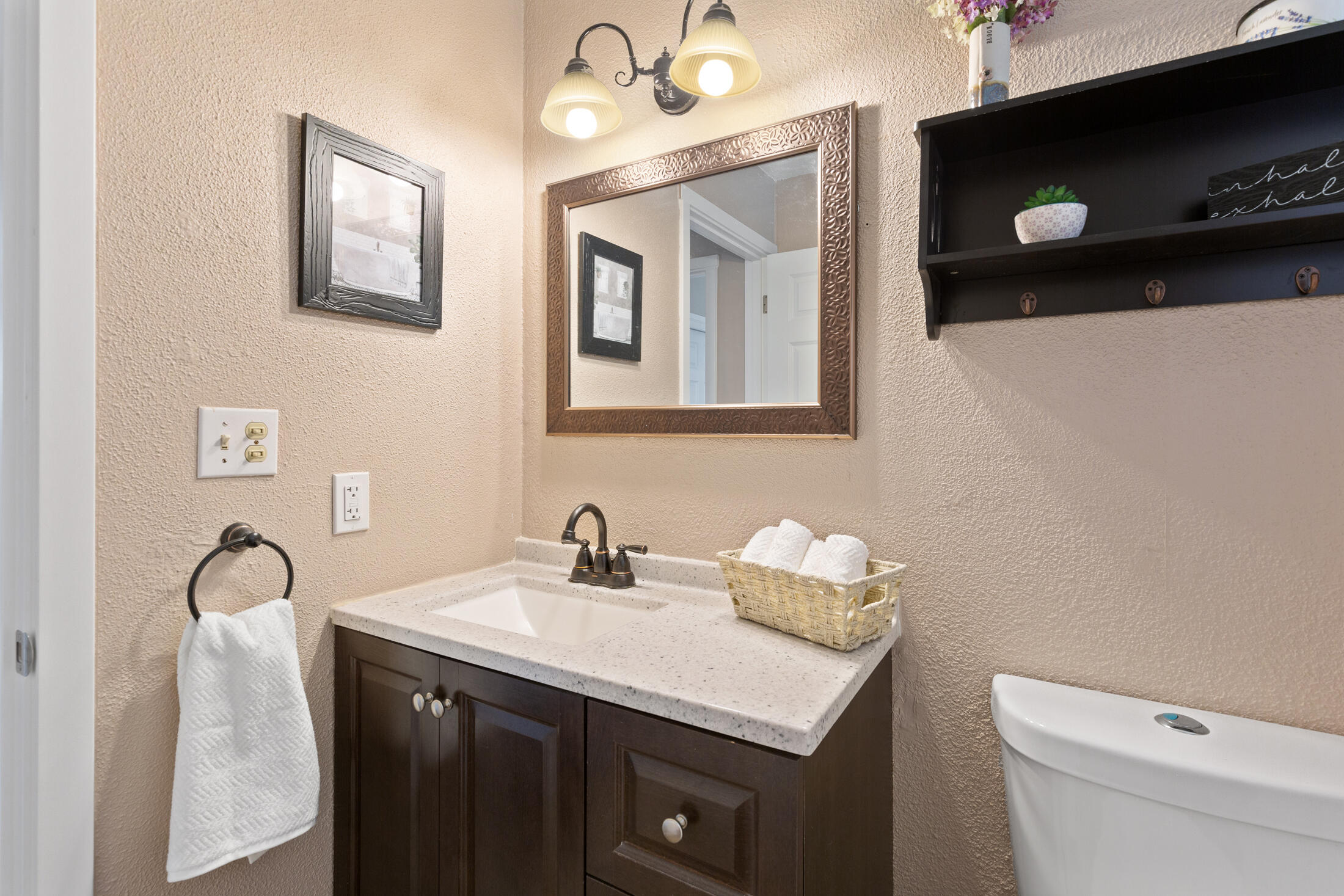 1016 NW Bellevue Place