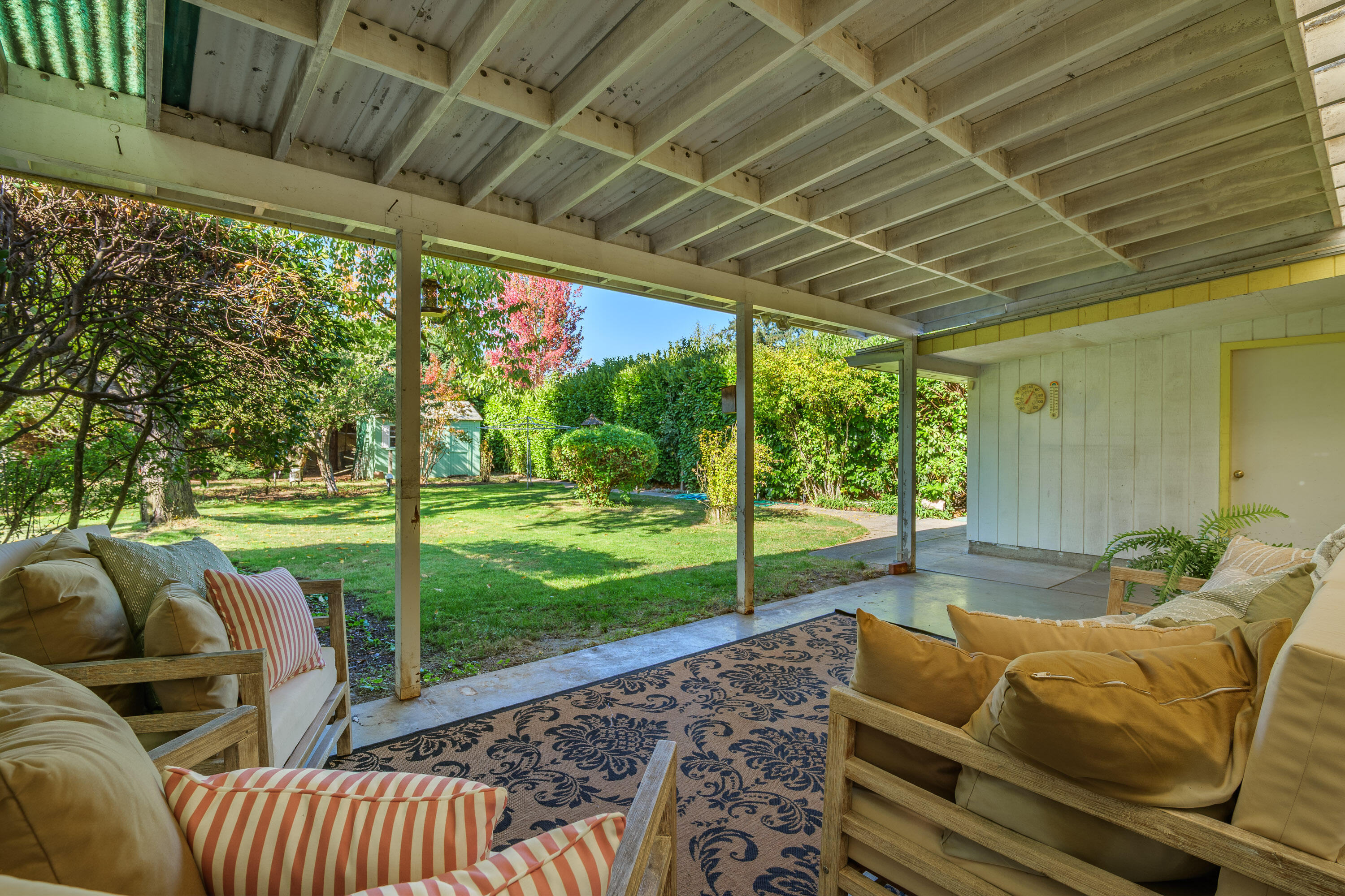 1034 SE Clarey Avenue, Grants Pass