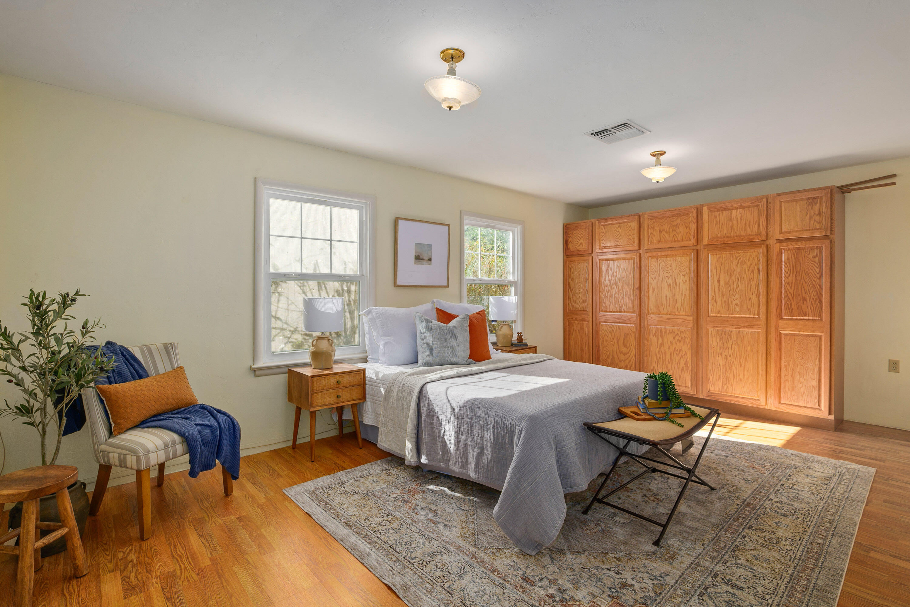 1034 SE Clarey Avenue, Grants Pass