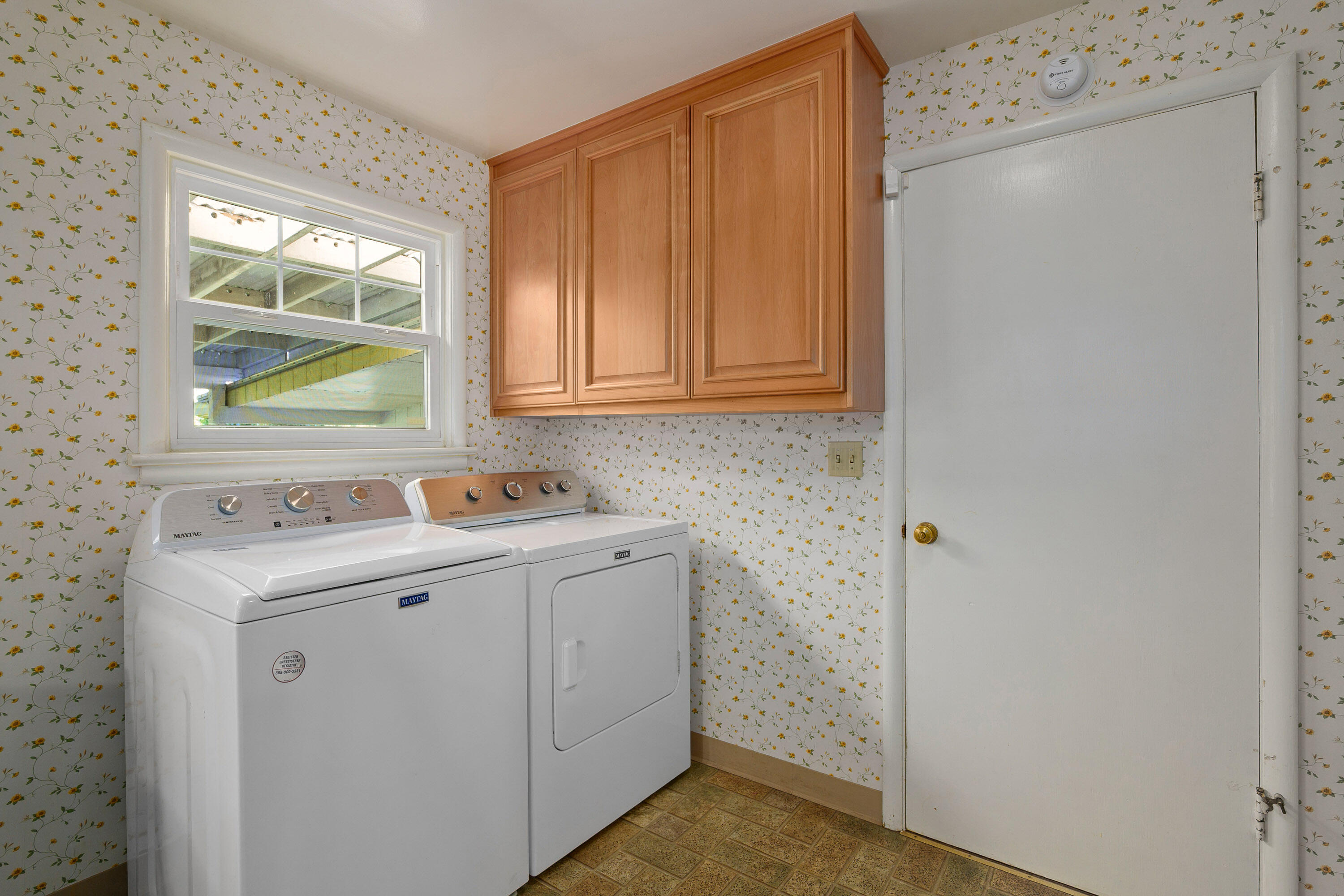 1034 SE Clarey Avenue, Grants Pass