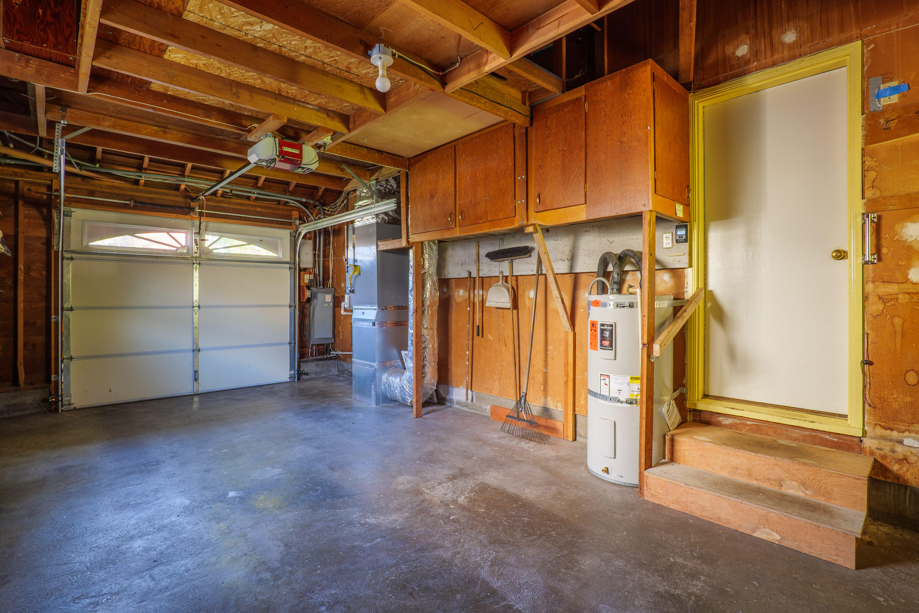1034 SE Clarey Avenue, Grants Pass