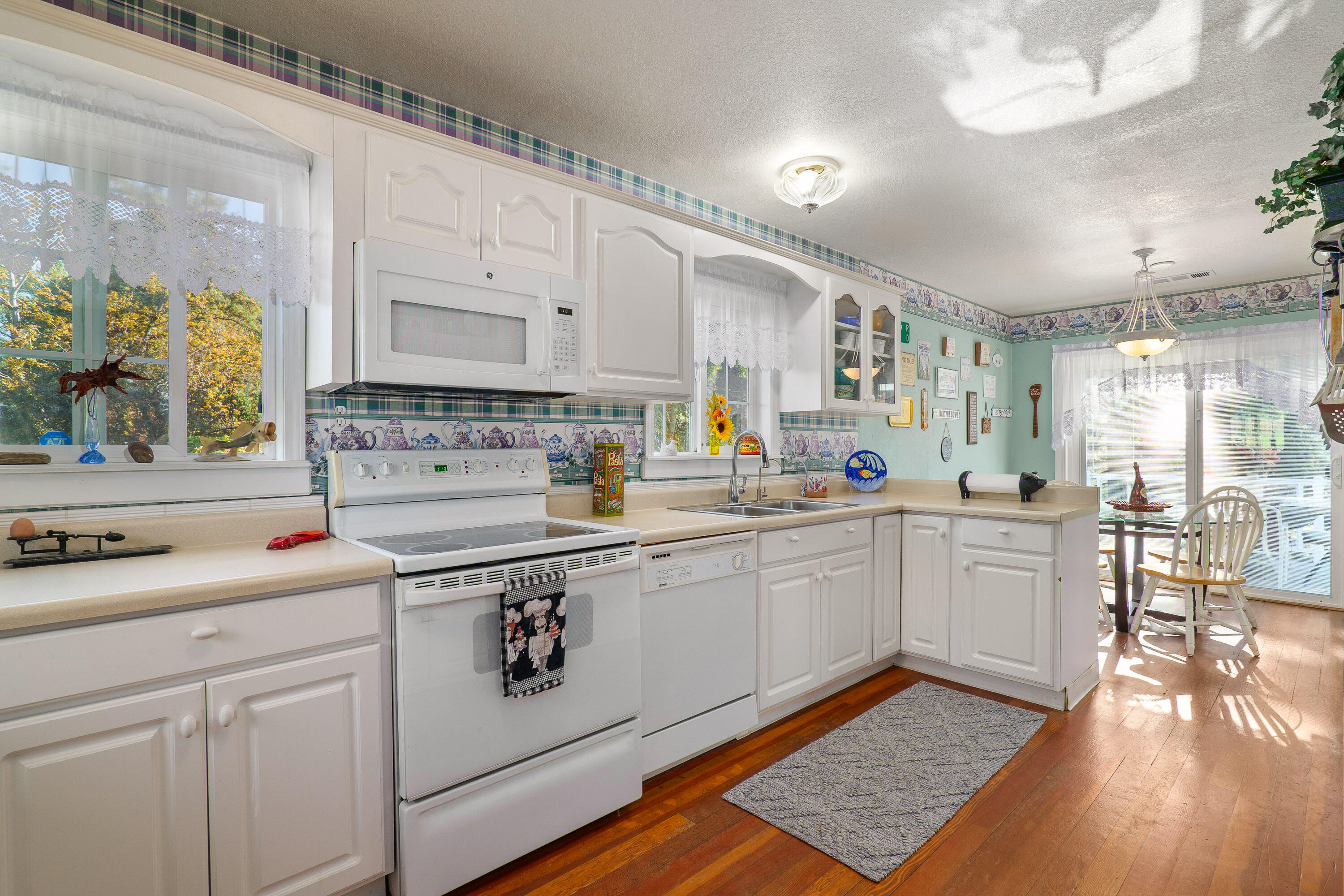 2215 SE Portola Drive