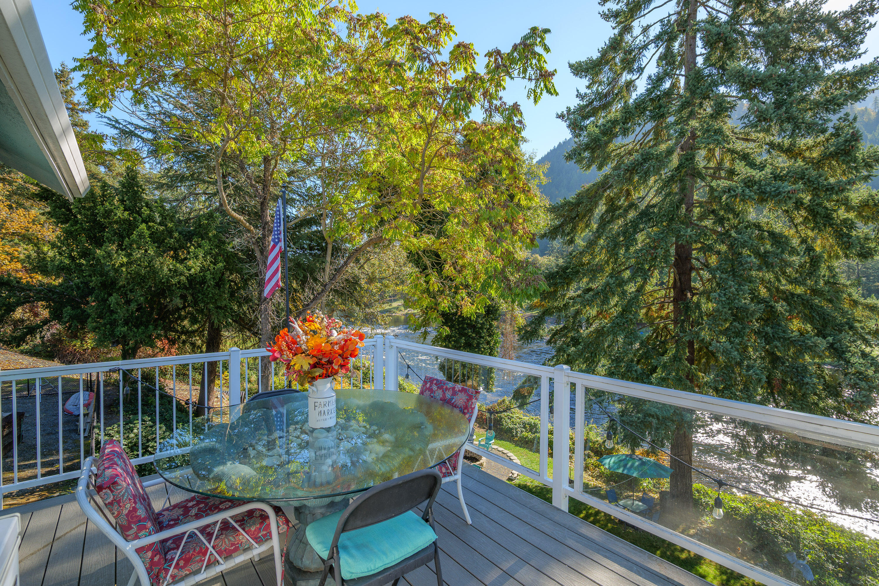 2215 SE Portola Drive