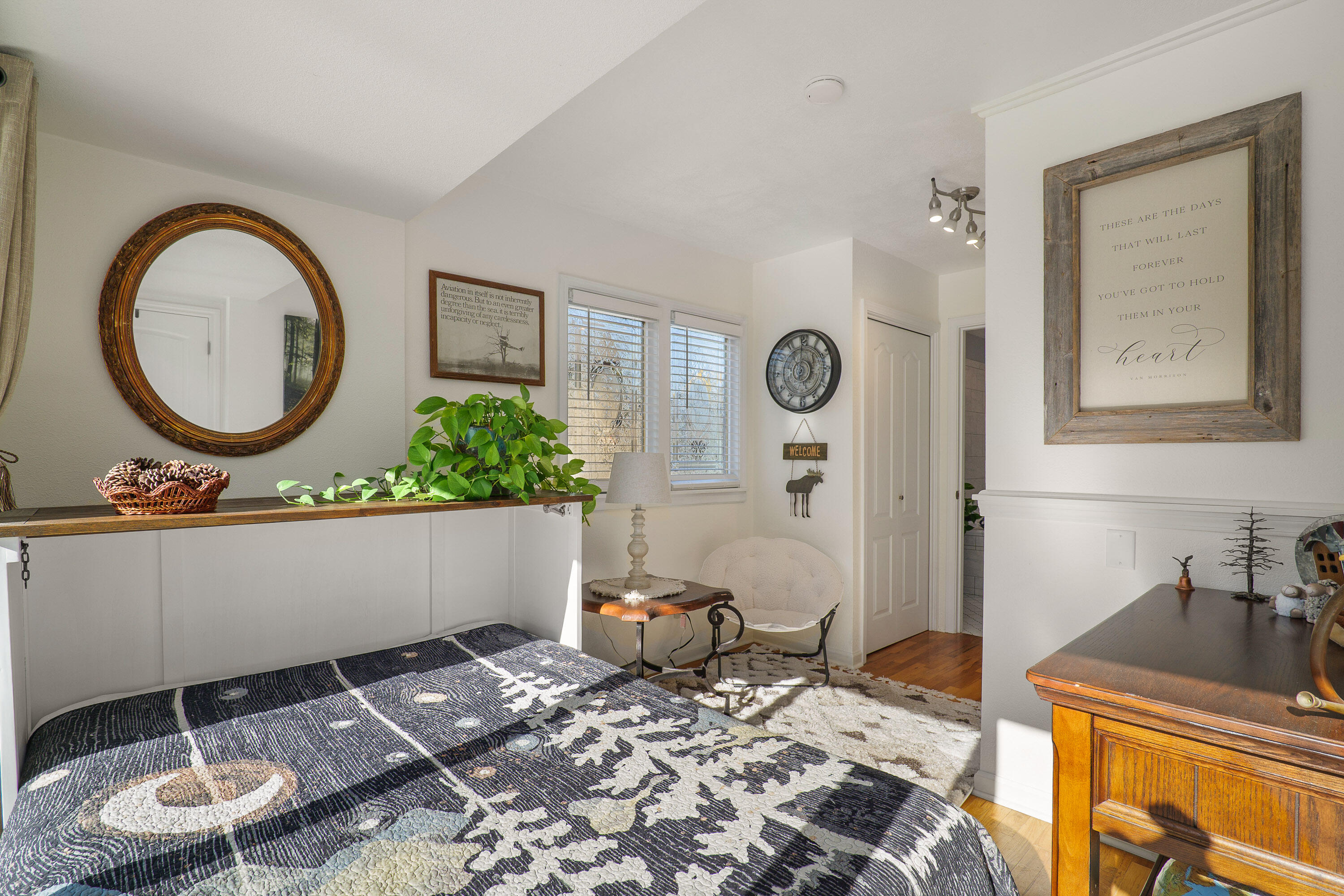 2215 SE Portola Drive