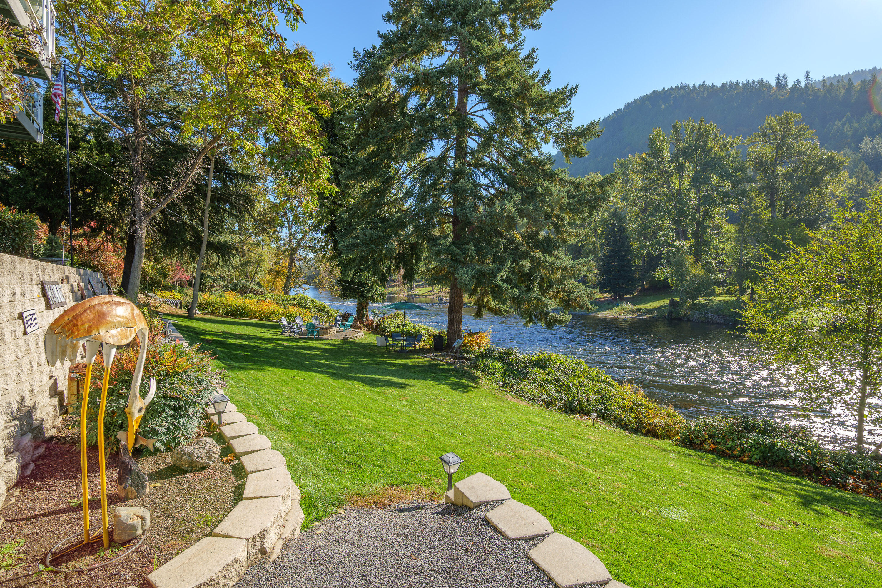 2215 SE Portola Drive