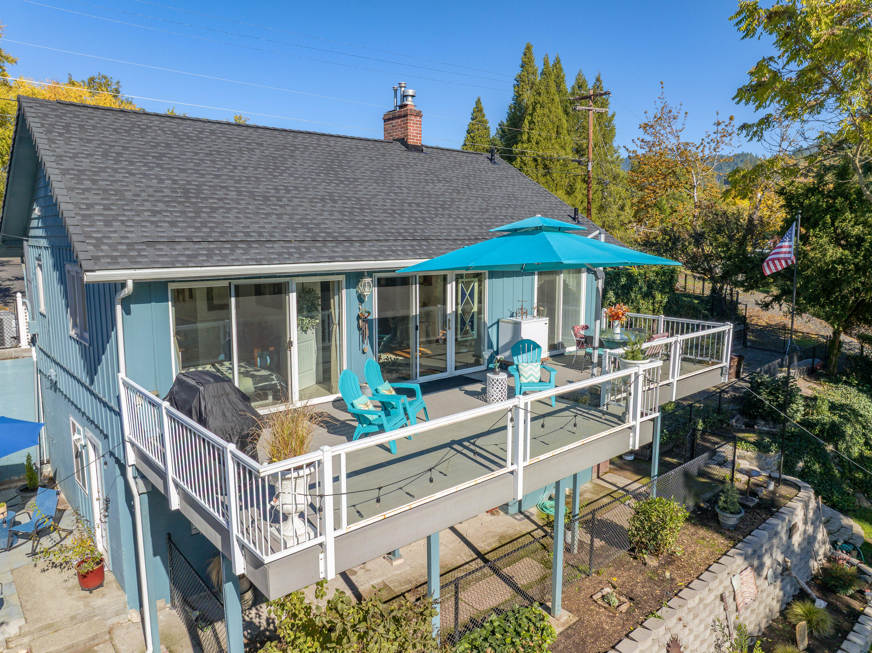 2215 SE Portola Drive