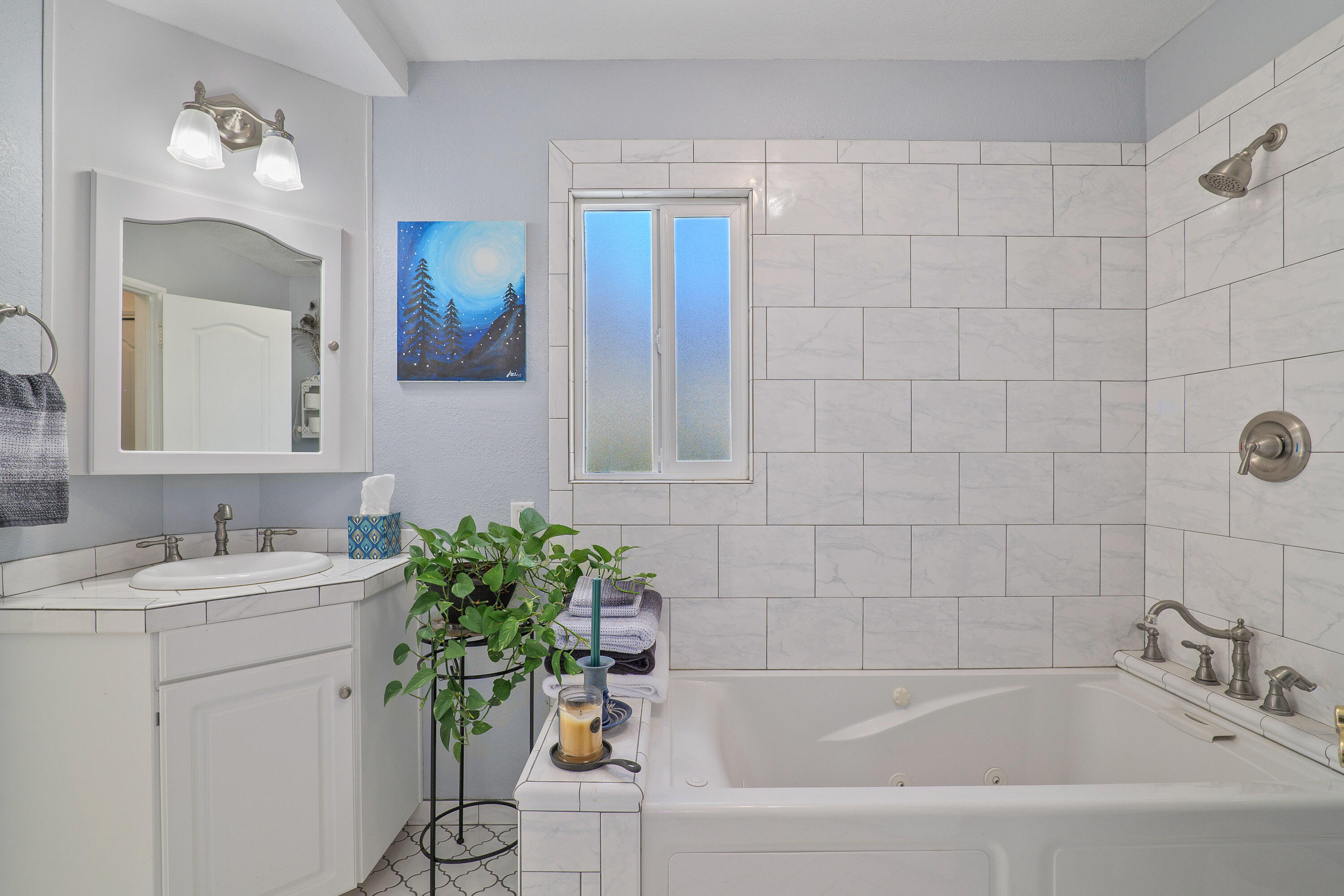 2215 SE Portola Drive